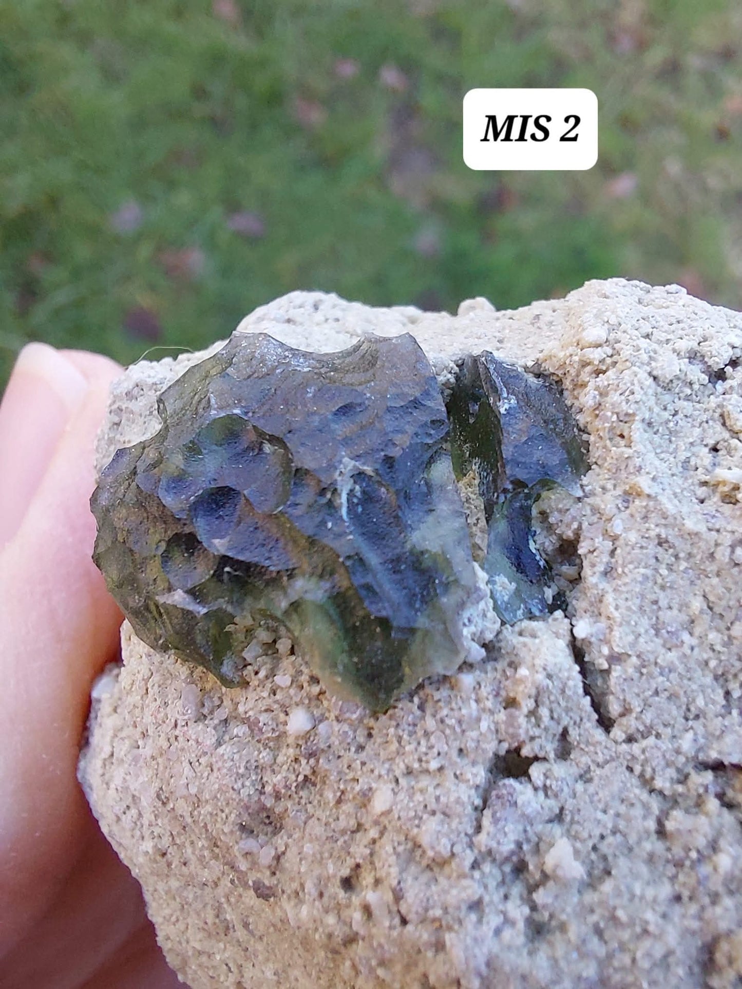 Moldavite In-Situ (in matrix), Besednice, Est 3.5-4g, Tektite (Ref: MIS2)