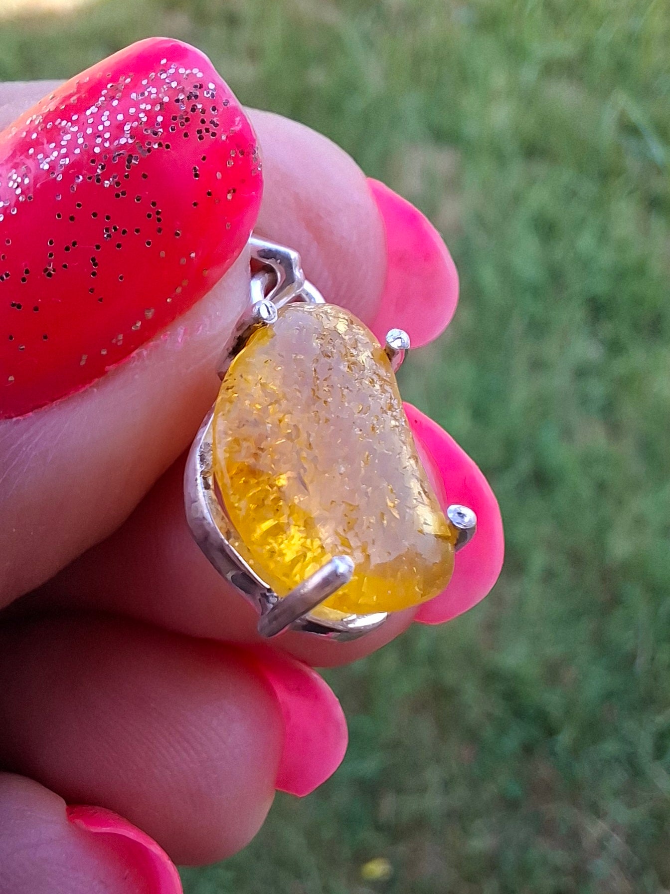 Baltic Amber Pendant, 925 Silver, Fossil (Ref: AP22)