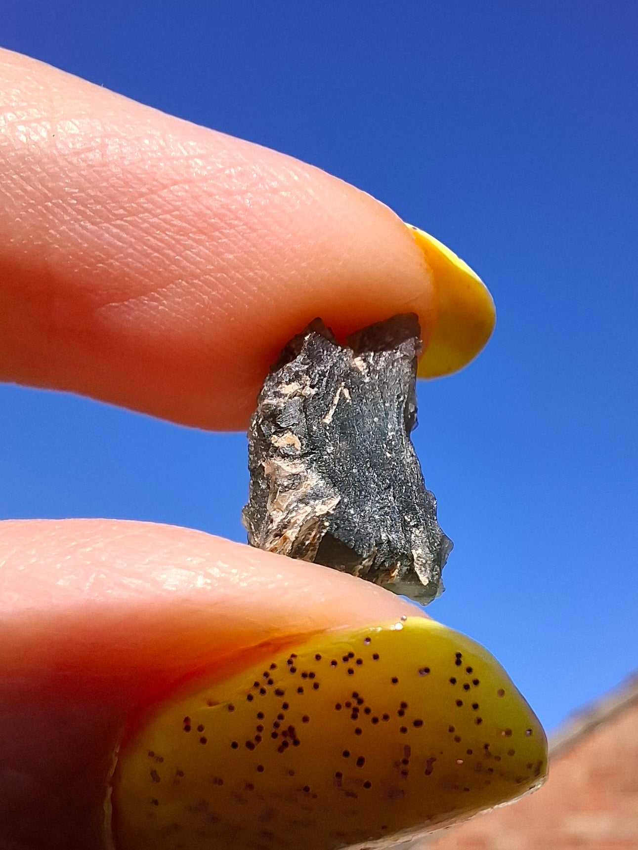 Moldavite Piece, 1.23g, Tektite (Ref: 1484)