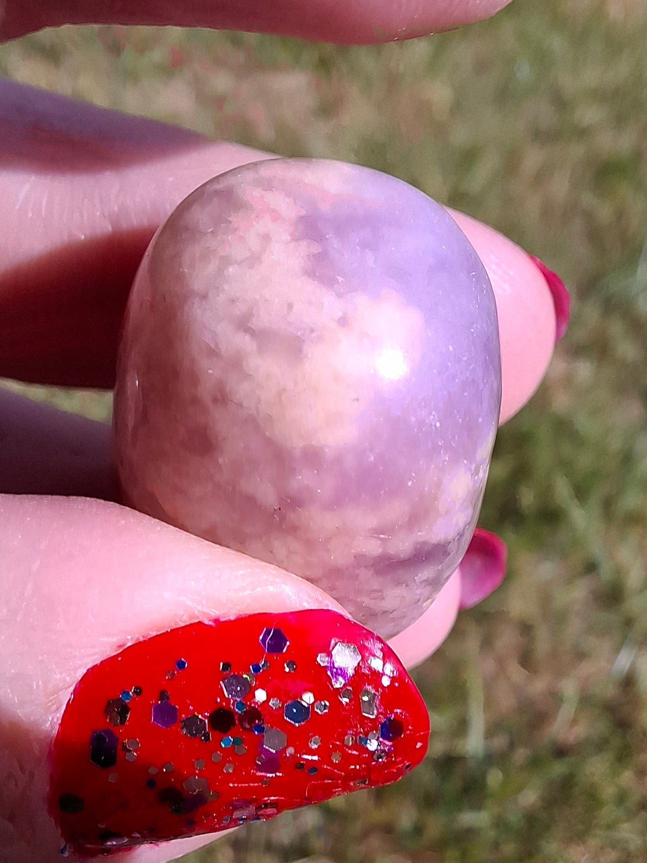 Lepidolite, Tumble Stone, Crystal (Ref: T114)