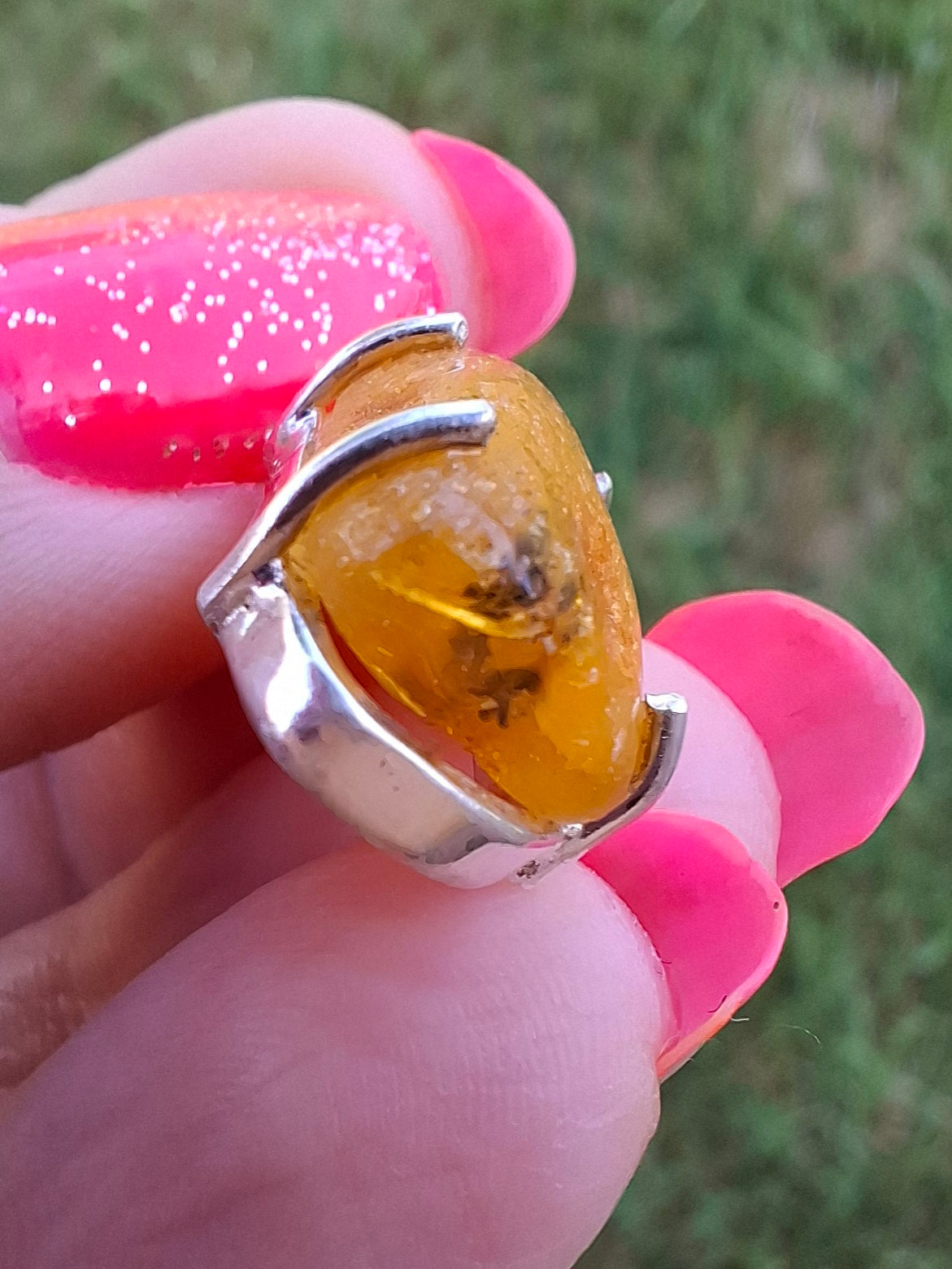 Baltic Amber Pendant, 925 Silver, Fossil (Ref: AP8)