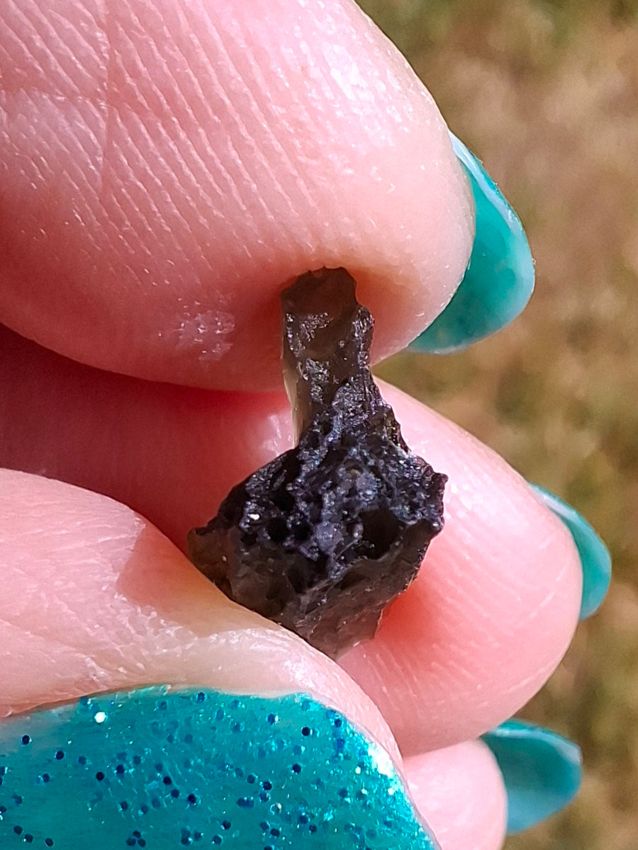 Moldavite Piece, 0.64g, Tektite (Ref: 1424)
