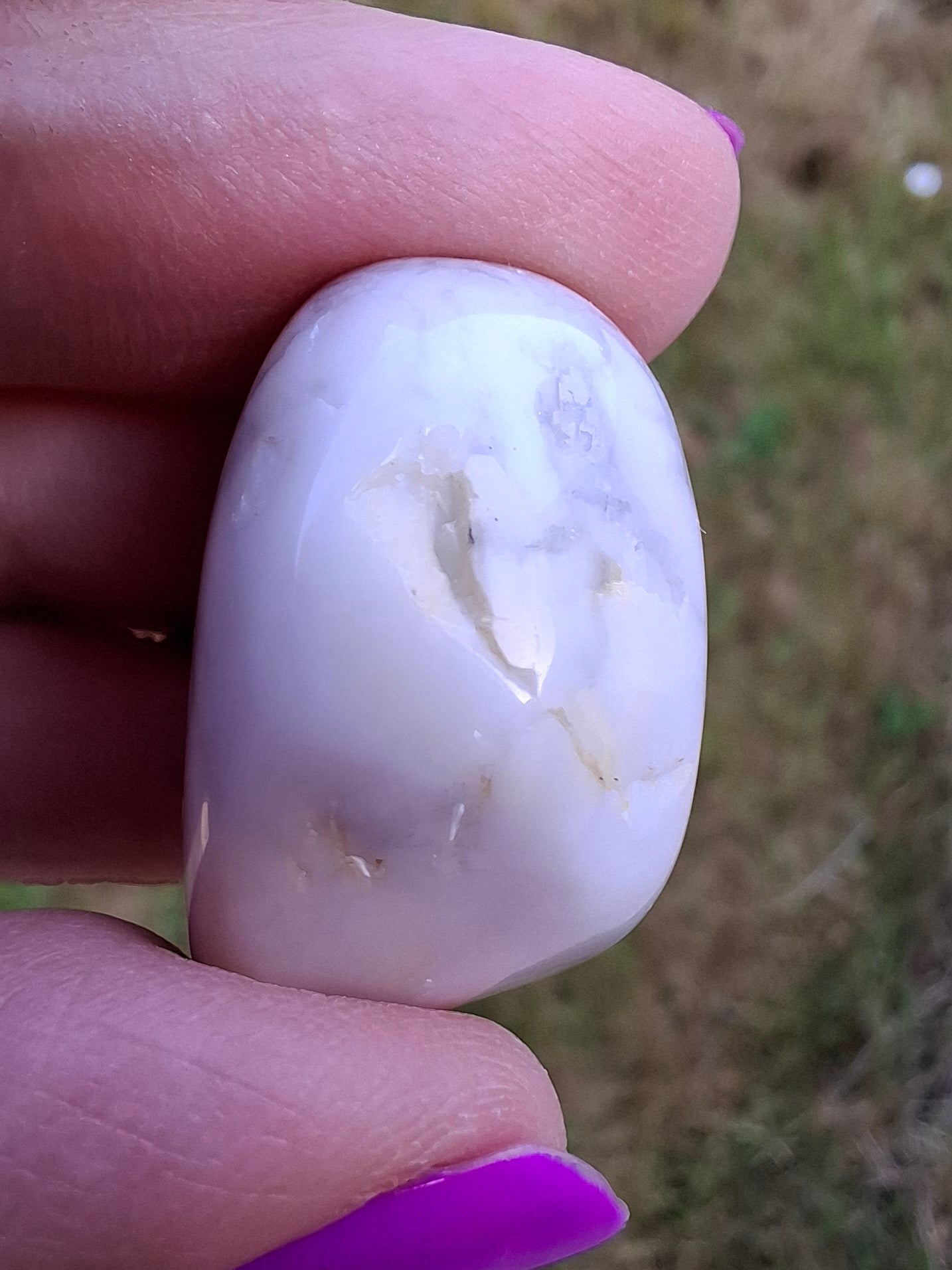 Howlite, Tumble Stone, Crystal (Ref: T40)