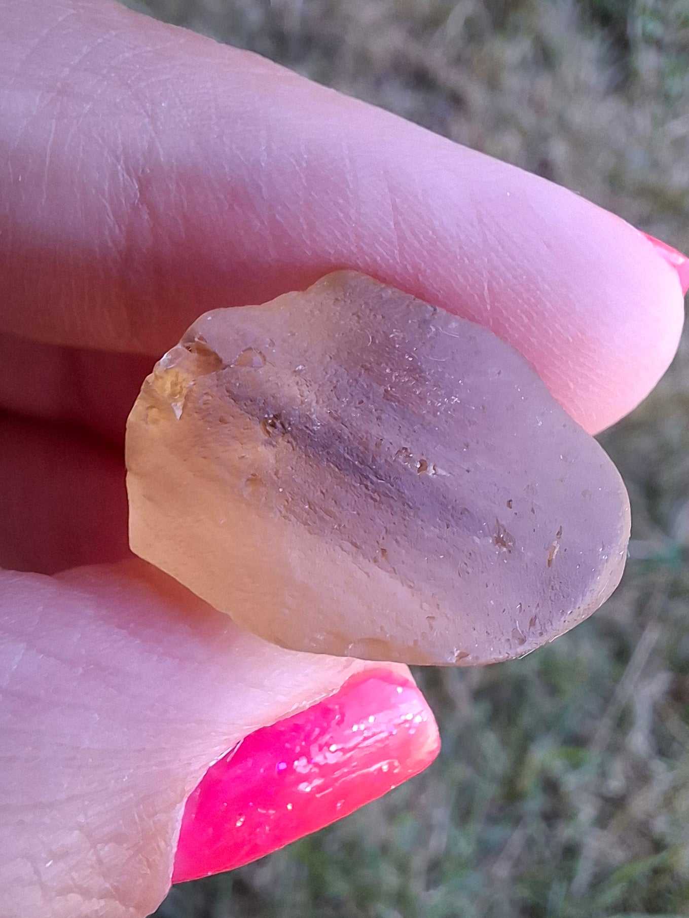 Libyan Desert Glass (darker) Piece, 7.00g, Tektite (Ref: L1373)