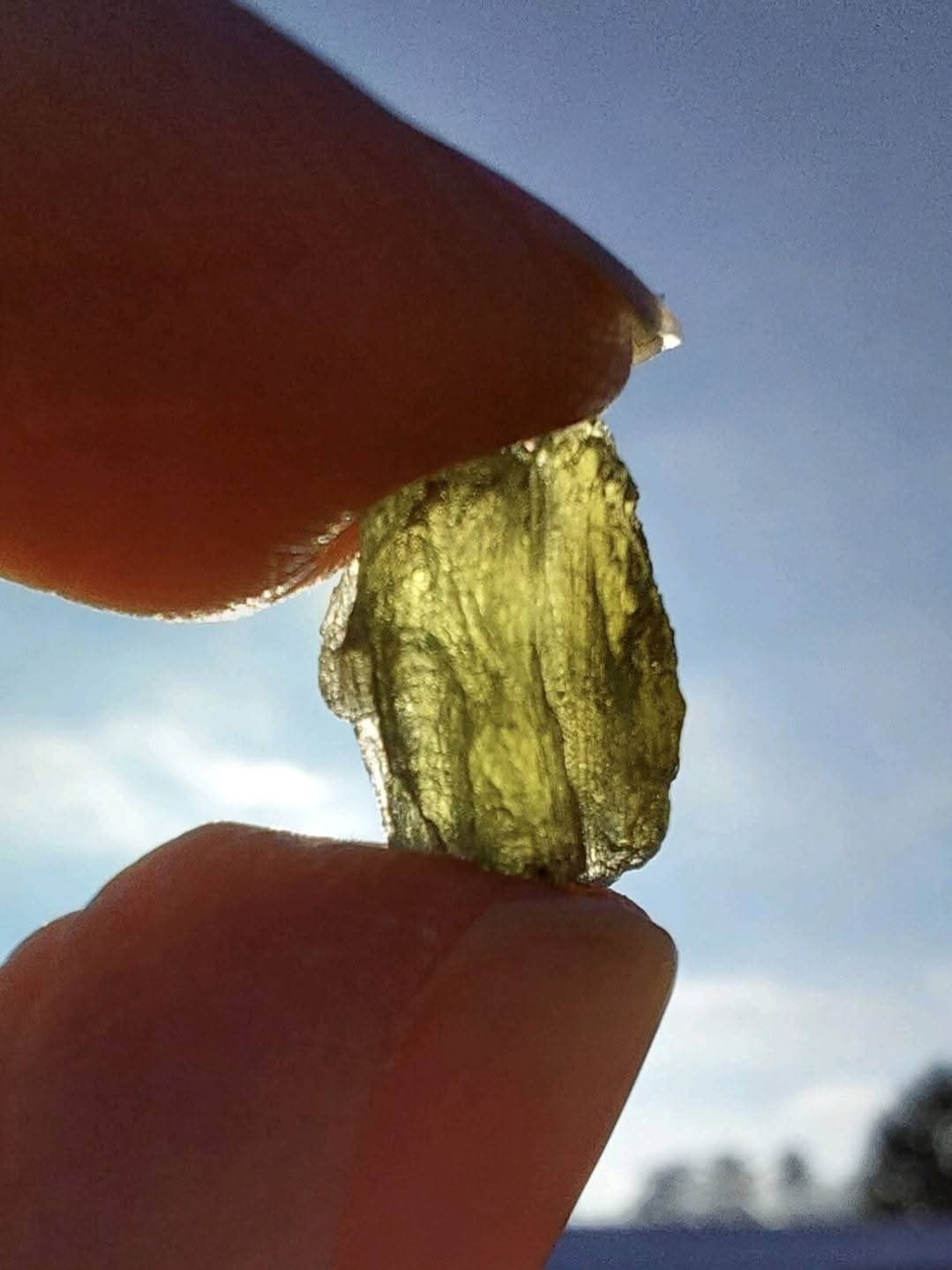 Moldavite Piece, 0.66g, Tektite (Ref: 1010)