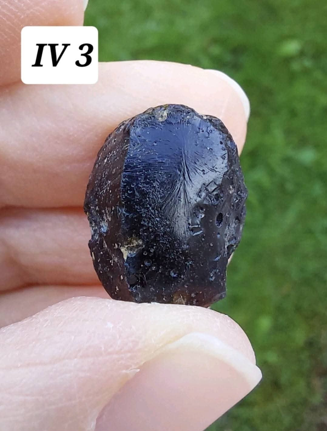 Ivory Coast (Ivorite), RAREST TEKTITE IN THE WORLD, 4.01g, Tektite (Ref: IV3)