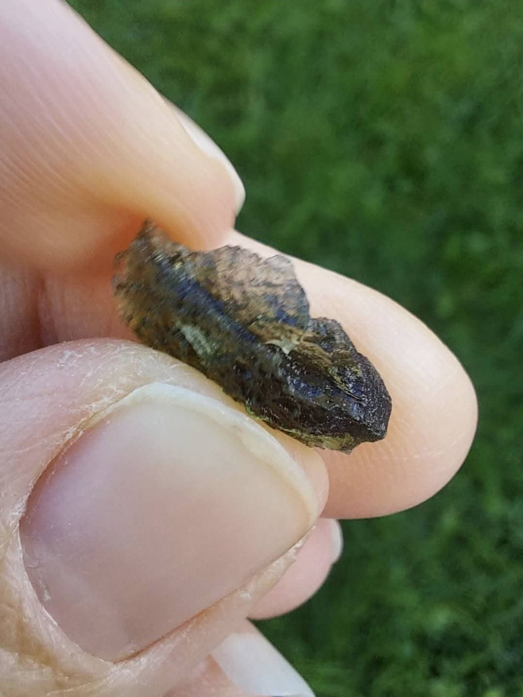 Moldavite Piece, 0.91g, Tektite (Ref: 924)