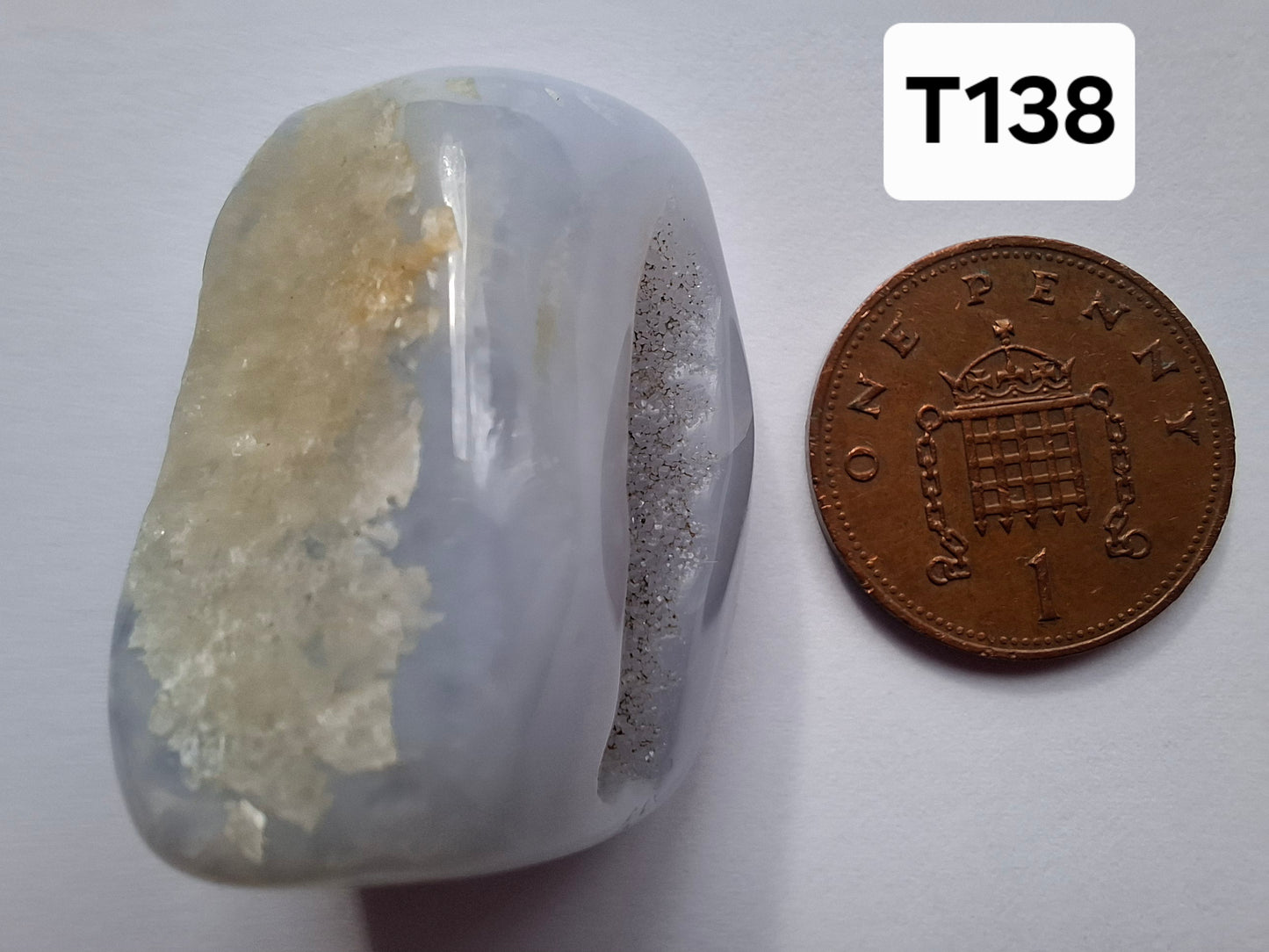 Blue Lace Agate, Tumble Stone, Crystal (Ref: T138)