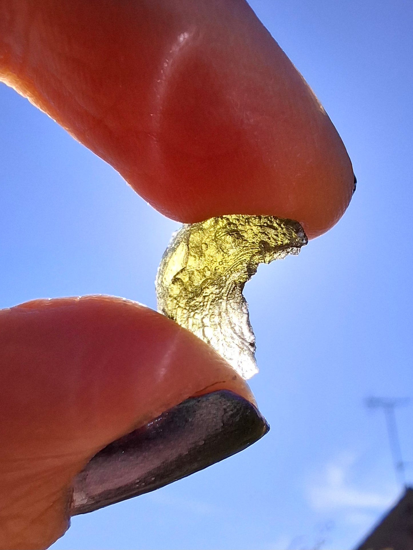 Moldavite Piece, 0.81g, Tektite (Ref: 1400)