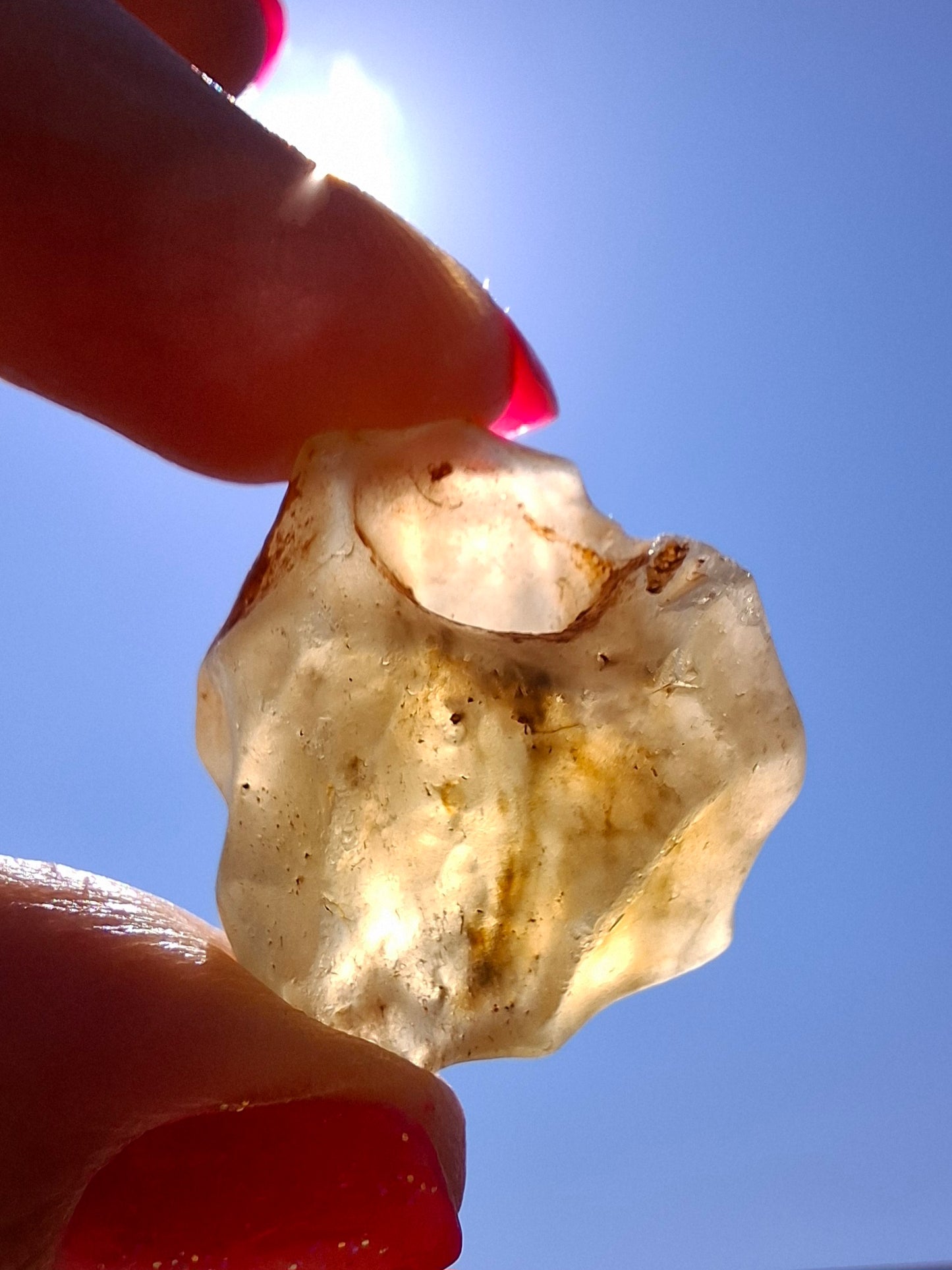 Libyan Desert Glass (darker) Piece, 10.32g, Tektite (Ref: L1376)