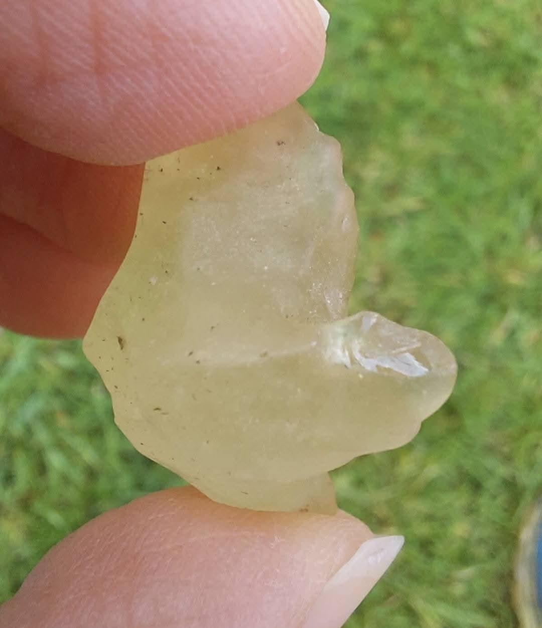 Libyan Desert Glass Piece, 5.68g, Tektite (Ref: LE258)