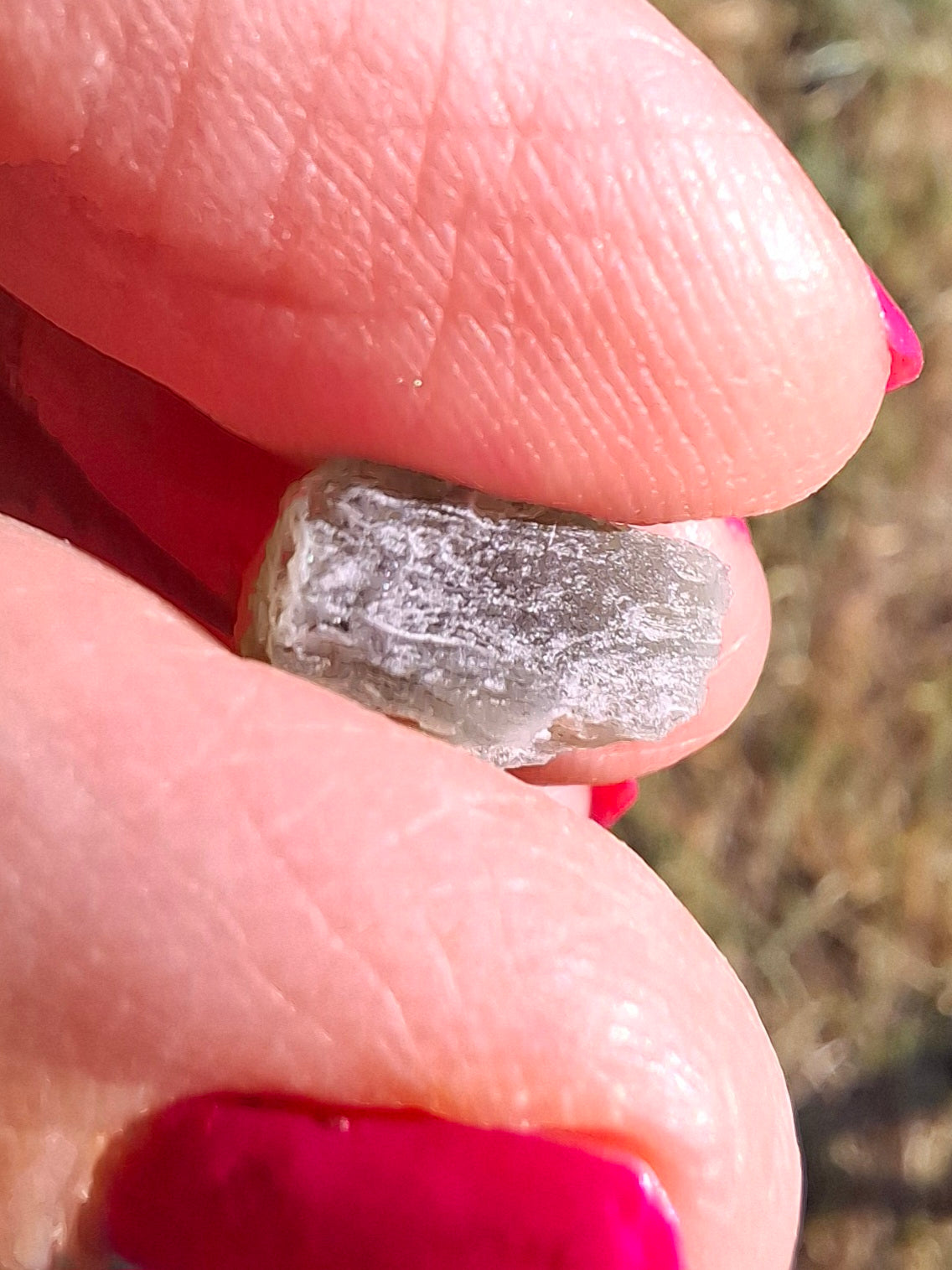 Moldavite Piece, SNOWFLAKE, FROSTED, BRUSNA, 0.69g, Tektite (Ref: 1503)
