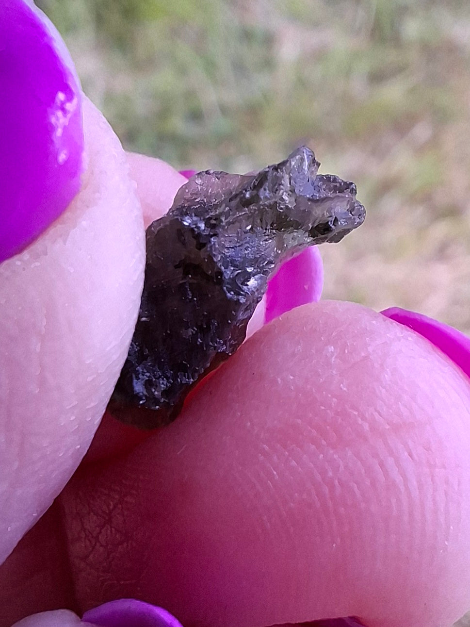 Moldavite Piece, 0.82g, Tektite (Ref: 1454)
