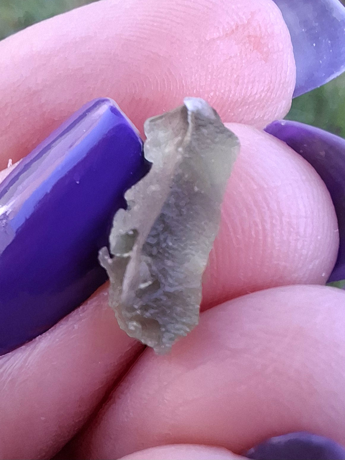 Moldavite Piece, 0.40g, Tektite (Ref: 1487)
