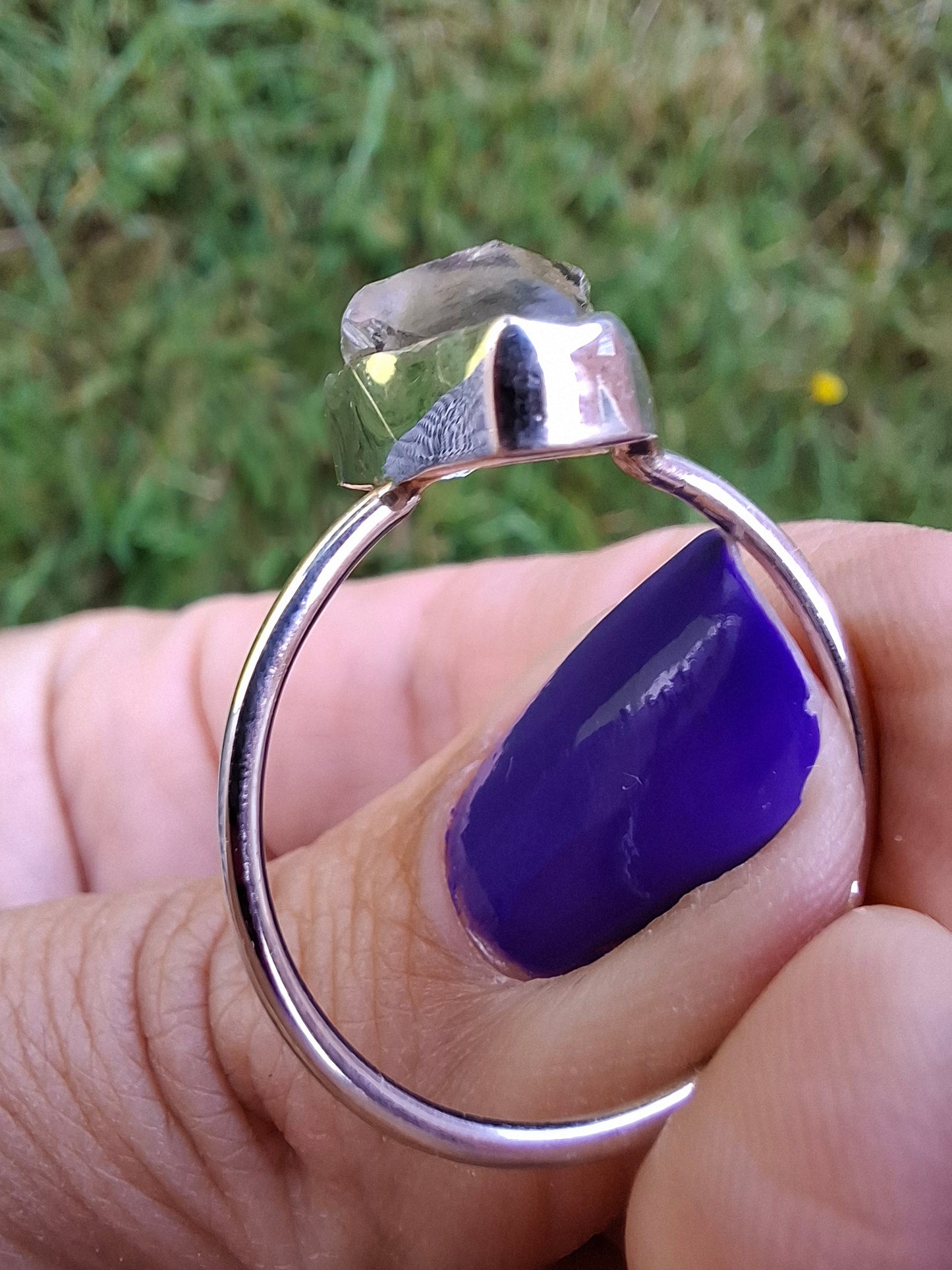 Libyan Desert Glass Ring, size large V, 925 Silver, Tektite (Ref: LR56)