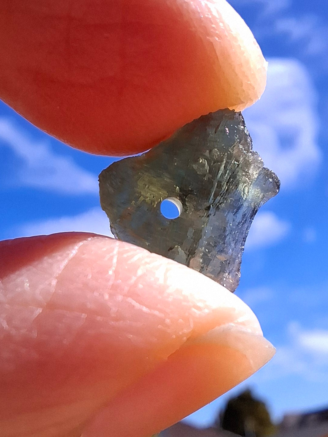 DRILLED, Moldavite Piece, 0.67g, Tektite (Ref: D21)