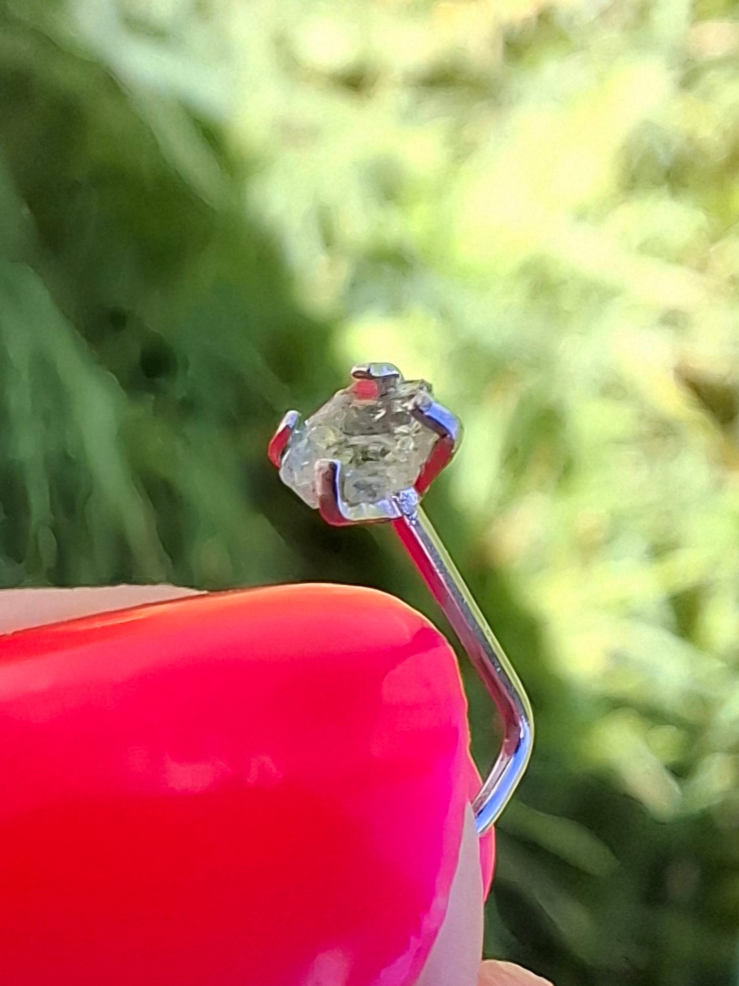 Moldavite (raw) NOSE STUD, 22G, Corkscrew, Surgical Steel, Tektite (Ref: N13)