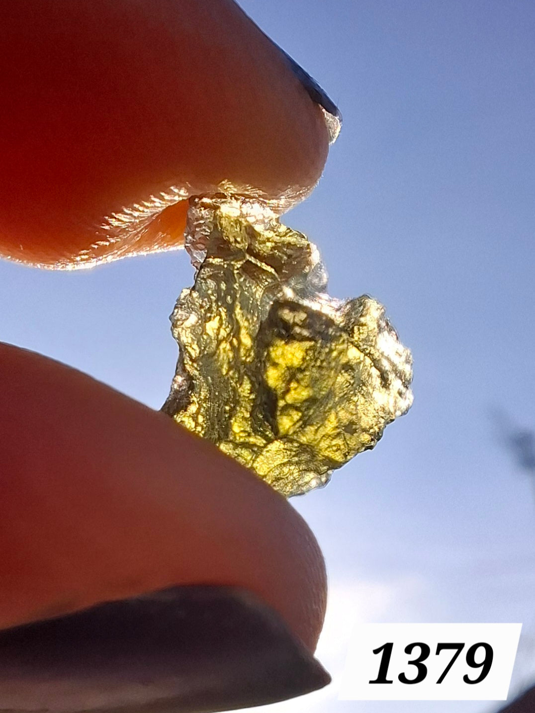 Moldavite Piece, 0.72g, Tektite (Ref: 1379)