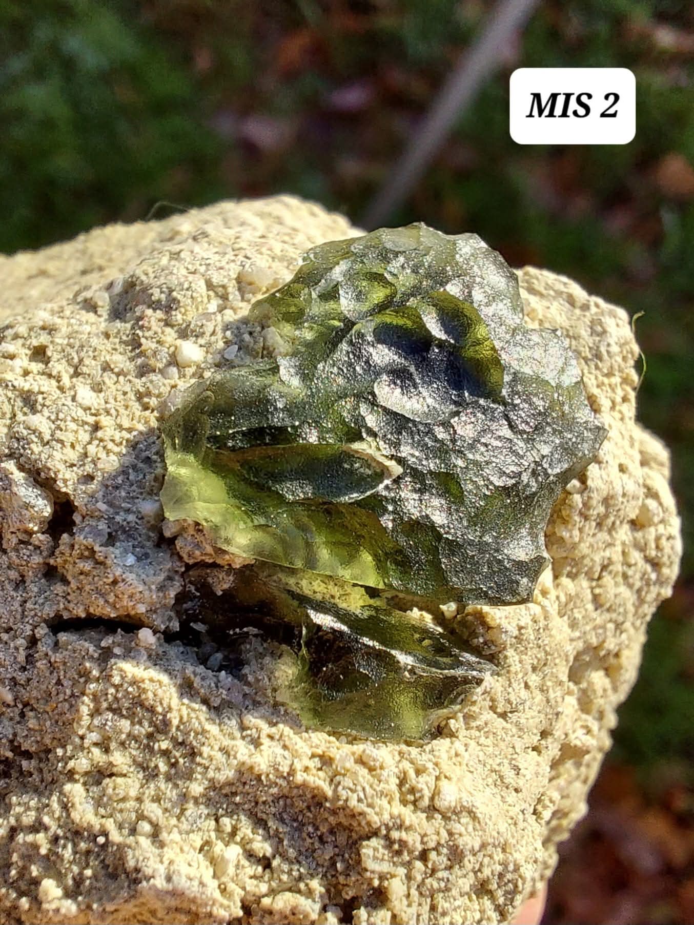 Moldavite In-Situ (in matrix), Besednice, Est 3.5-4g, Tektite (Ref: MIS2)
