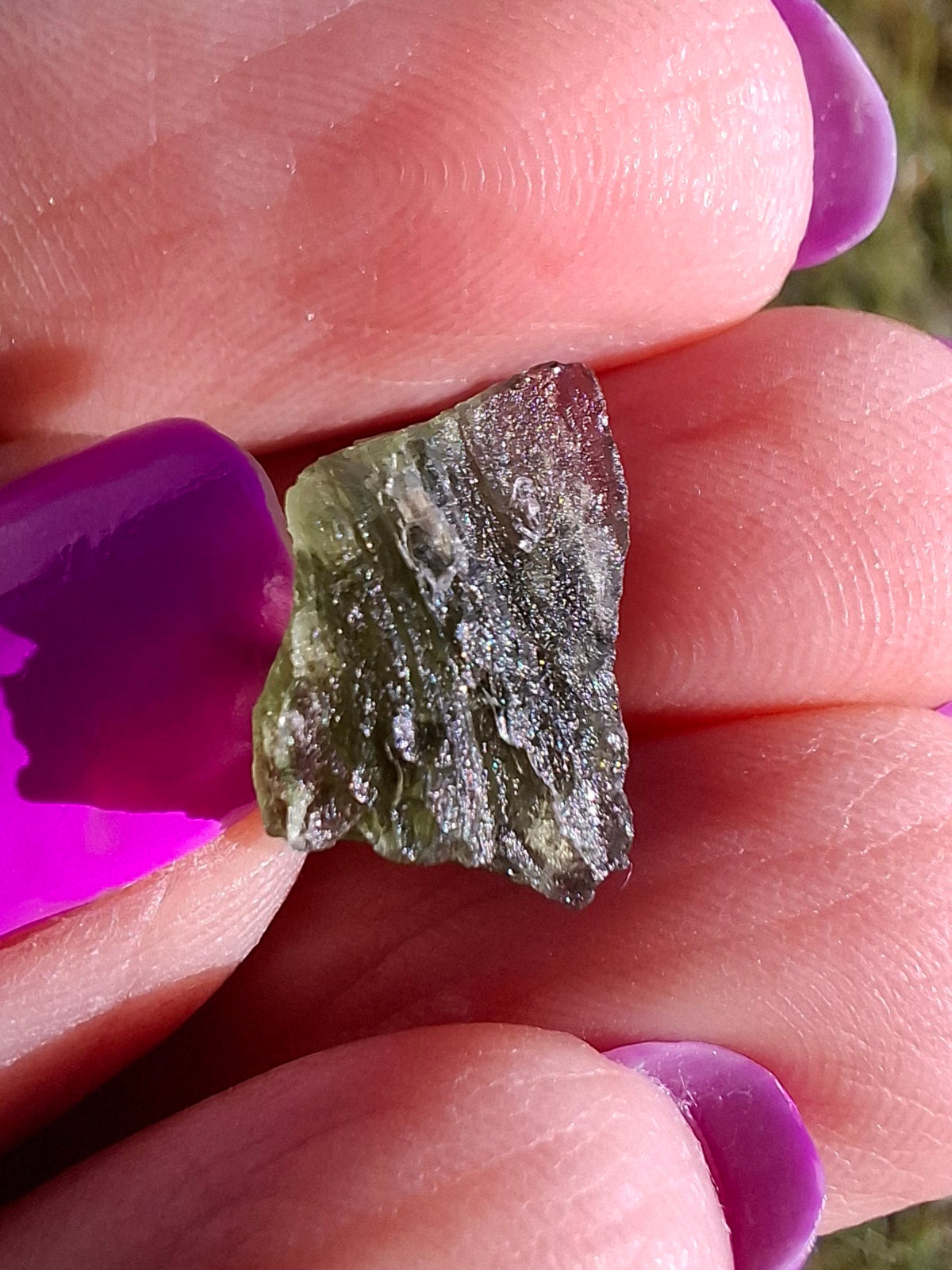 Moldavite Piece, 0.84g, Tektite (Ref: 1445)