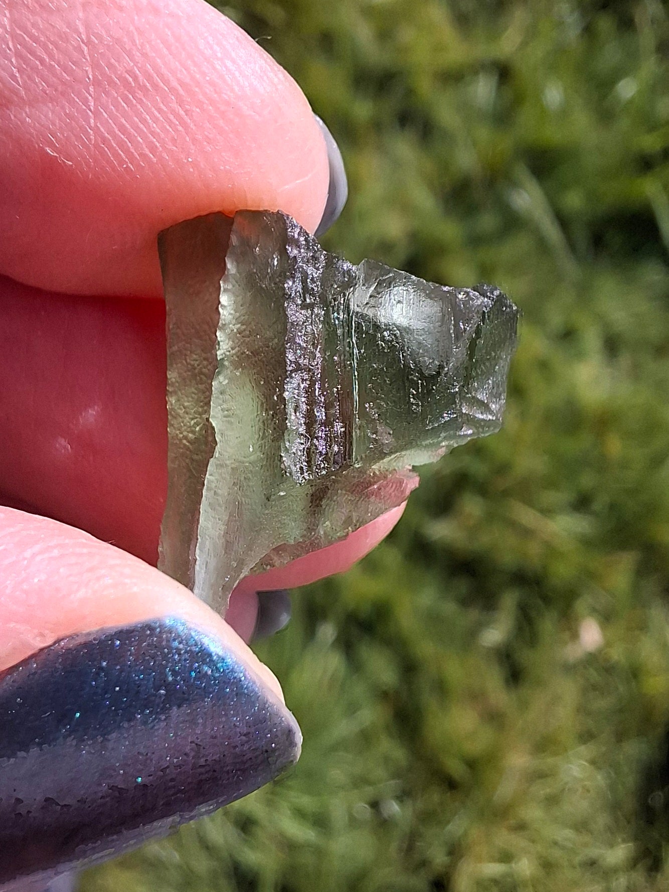 Moldavite Piece, 1.94g, Tektite (Ref: 1390)