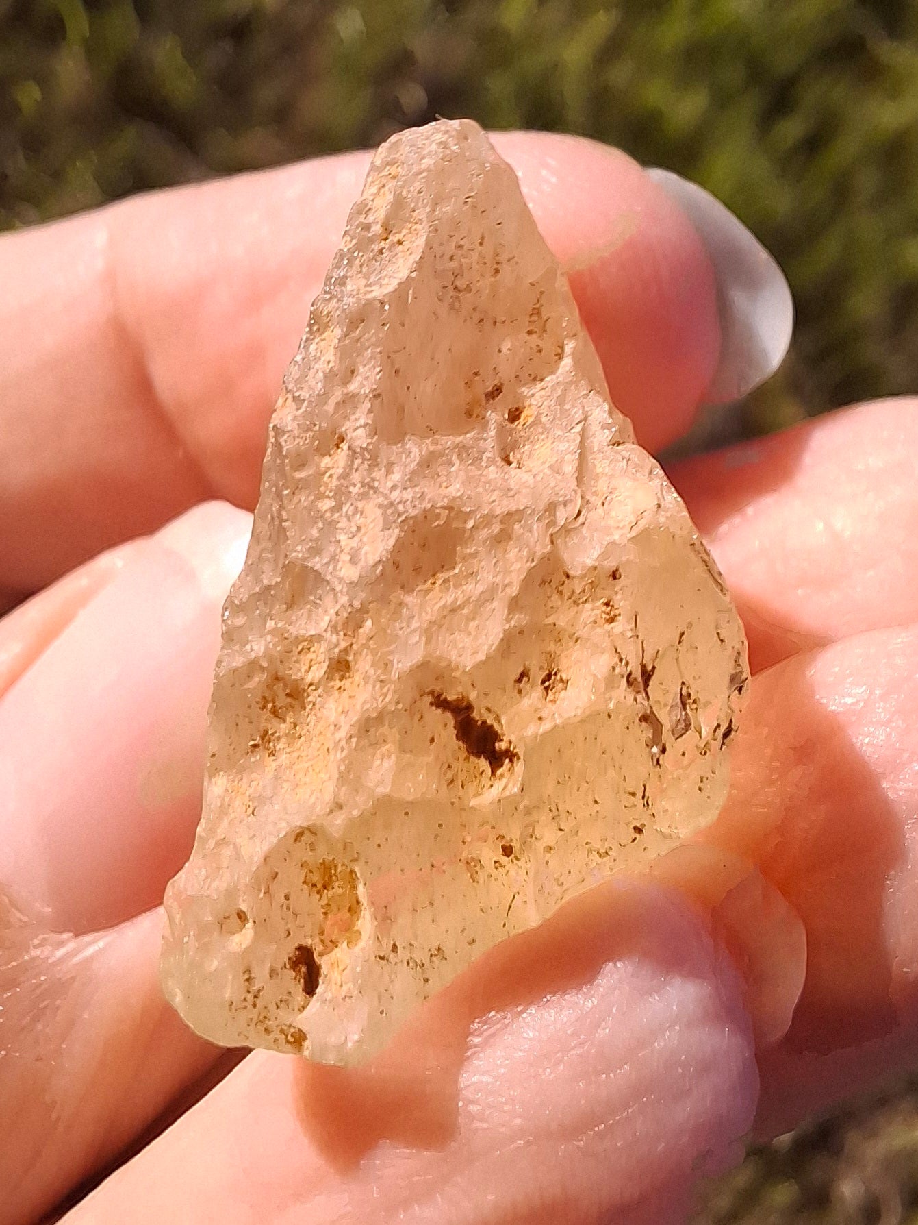 Libyan Desert Glass Piece, 7.91g, Tektite (Ref: LE8)