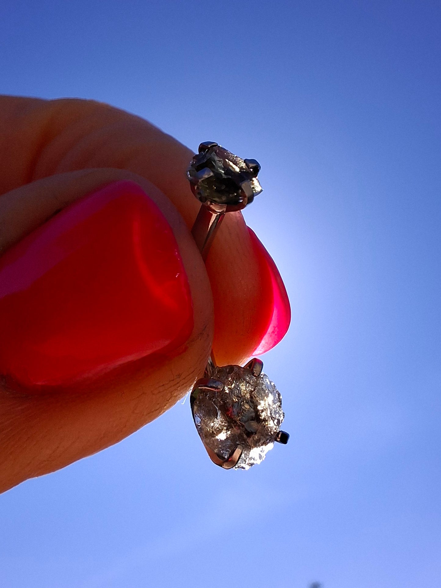 Moldavite (raw) BELLY BAR, 14G, Surgical Steel, Tektite (Ref: BB6)