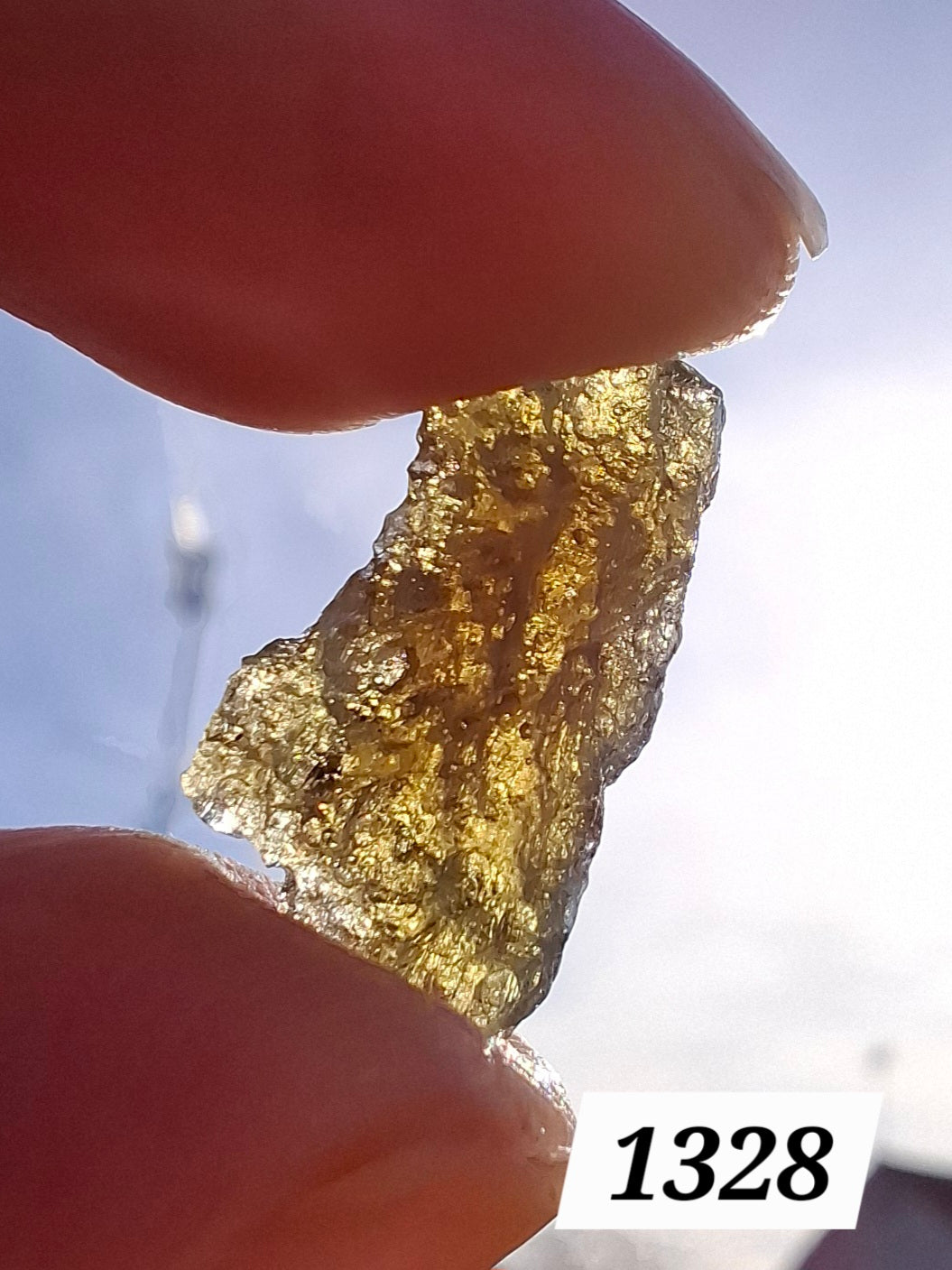 Moldavite Piece, 0.71g, Tektite (Ref: 1328)