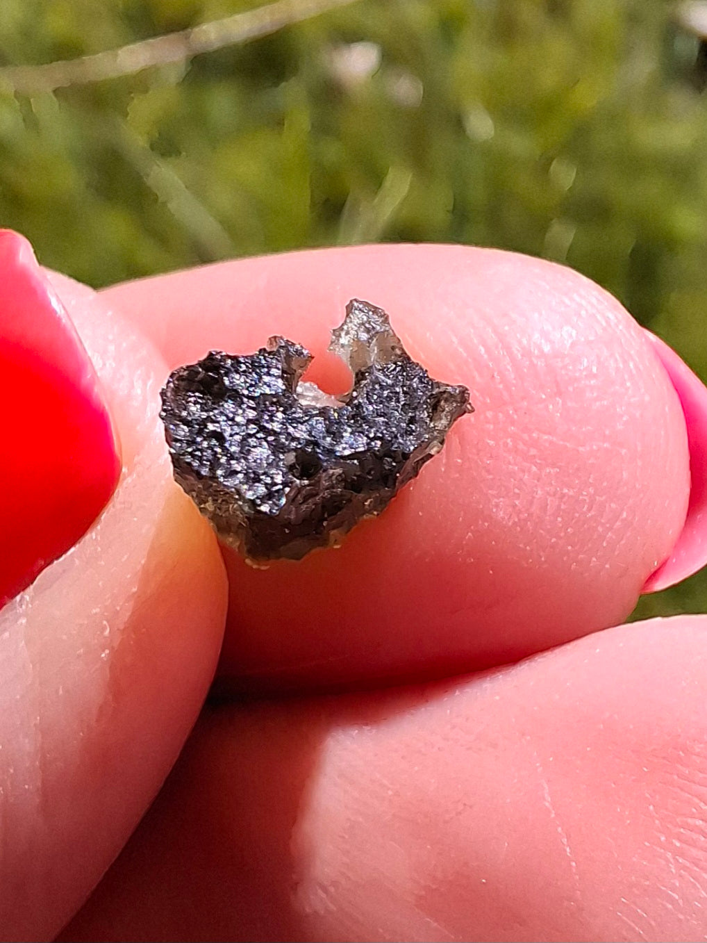 Moldavite Piece, 0.65g, Tektite (Ref: 1410)