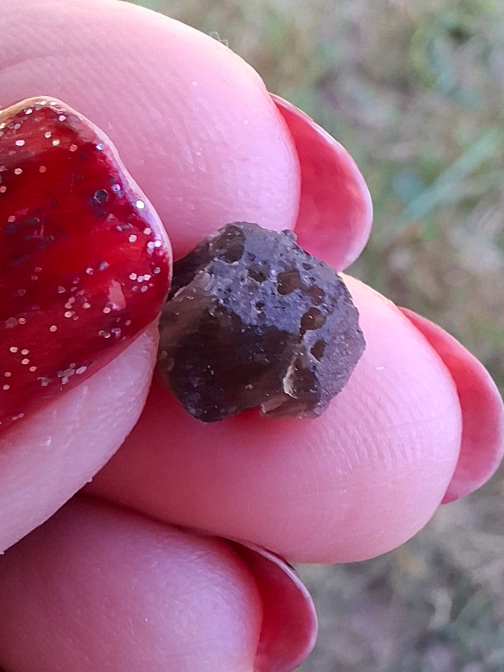 Moldavite Piece, 0.59g, Tektite (Ref: 1472)