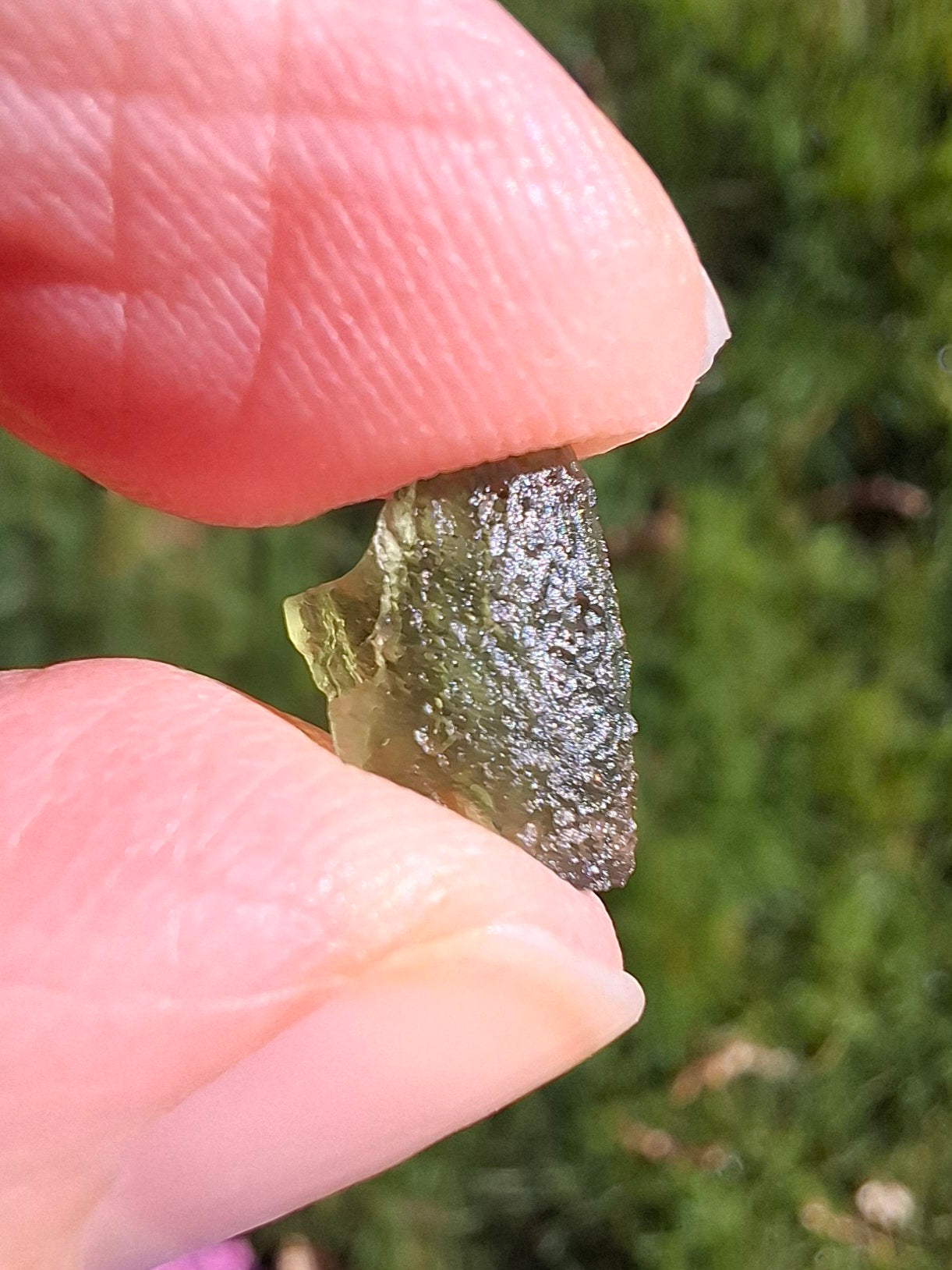 Moldavite Small Piece. 0.35g, Tektite (Ref: 1329)