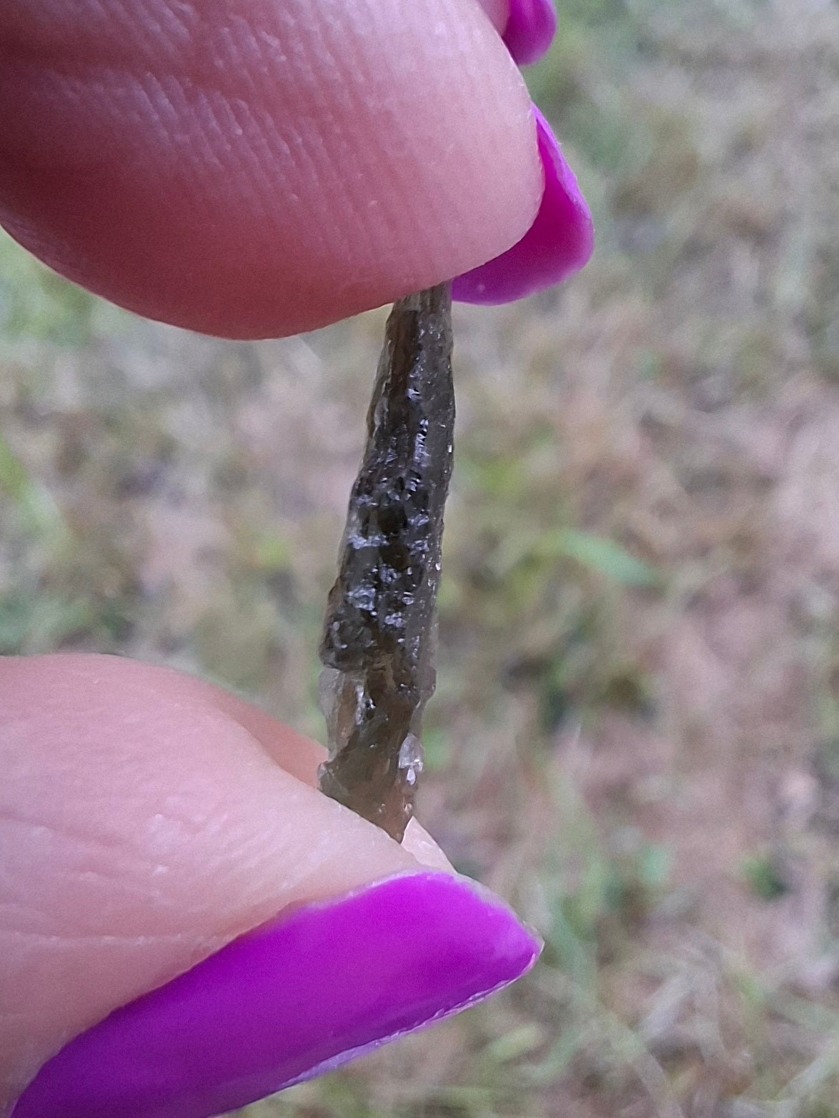 Moldavite Piece, 0.43g, Tektite (Ref: 1435)