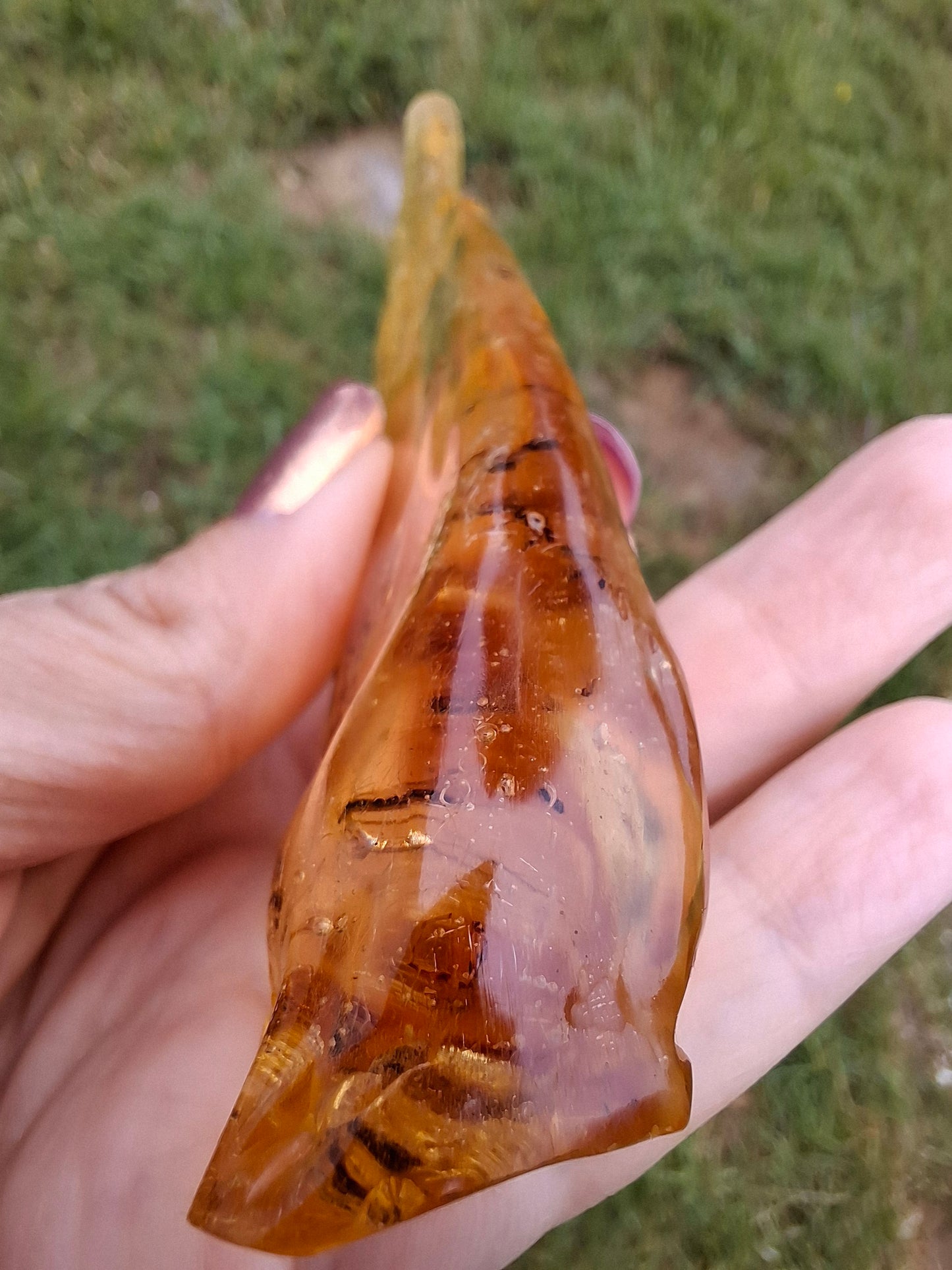 Copal Young Amber with INSECTS inside, 28.43g, Fossil (Ref: CA10)