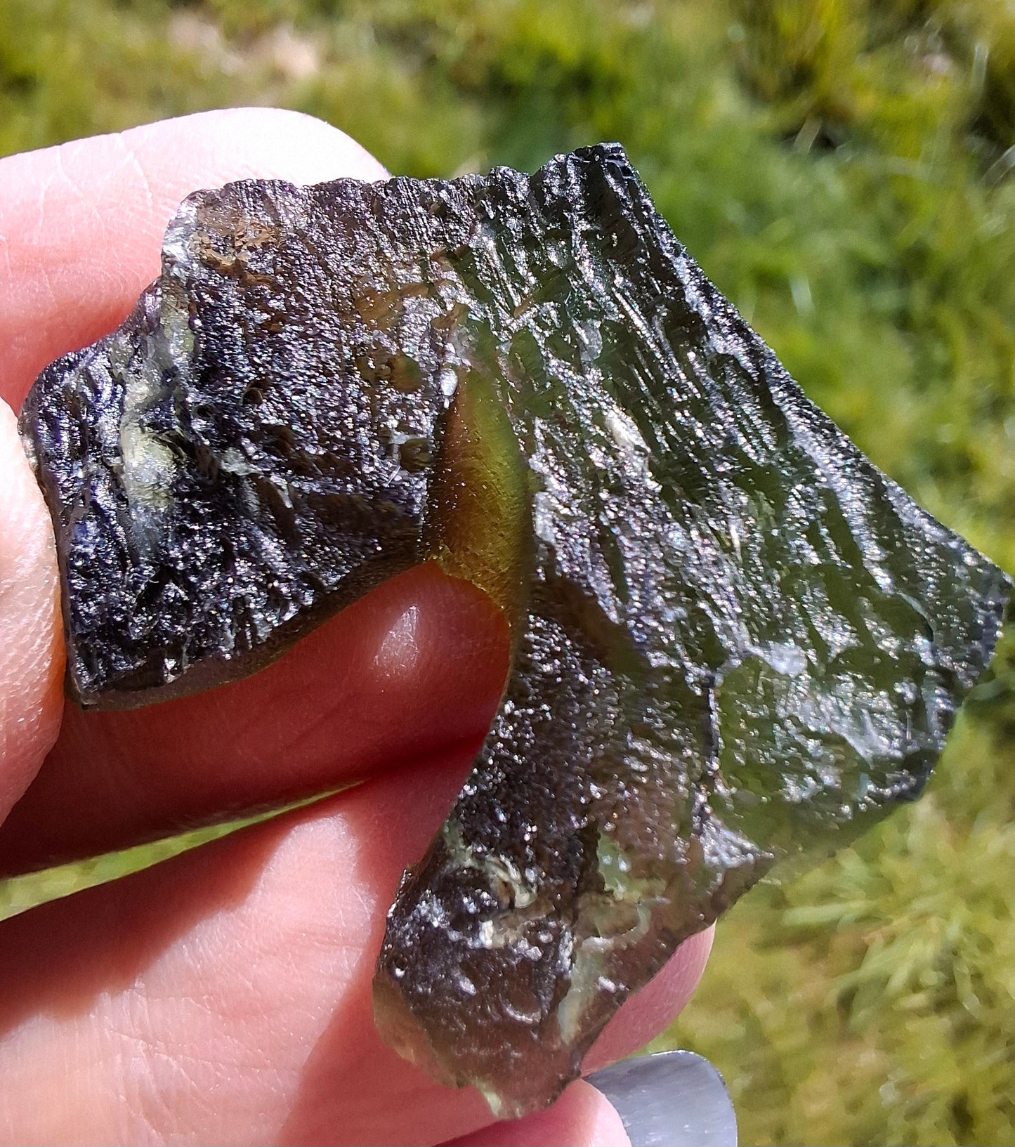 Moldavite Piece, NESMEN, 8.90g, Tektite (Ref: 1374)