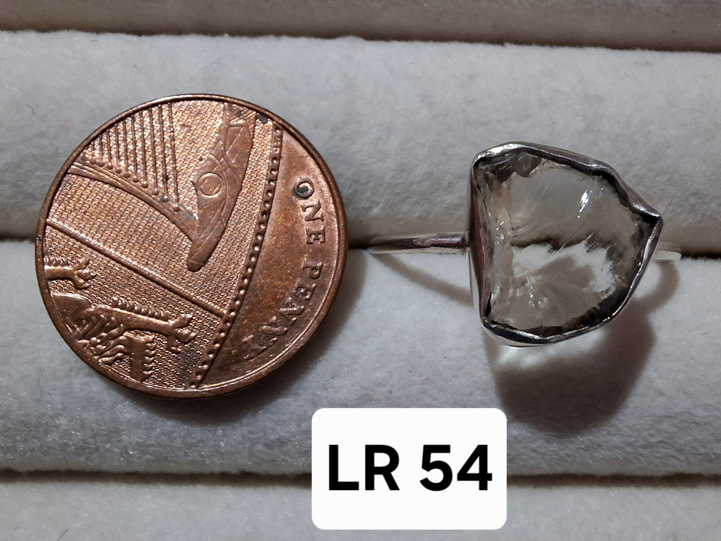 Libyan Desert Glass Ring, size large V, 925 Silver, Tektite (Ref: LR54)