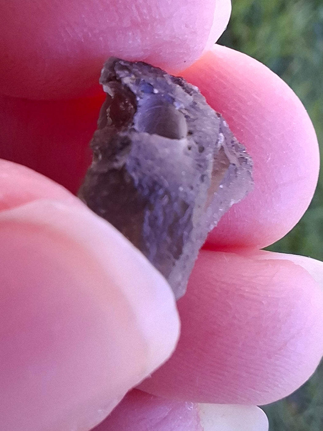 DRILLED, Moldavite Piece, 0.96g, Tektite (Ref: D27)