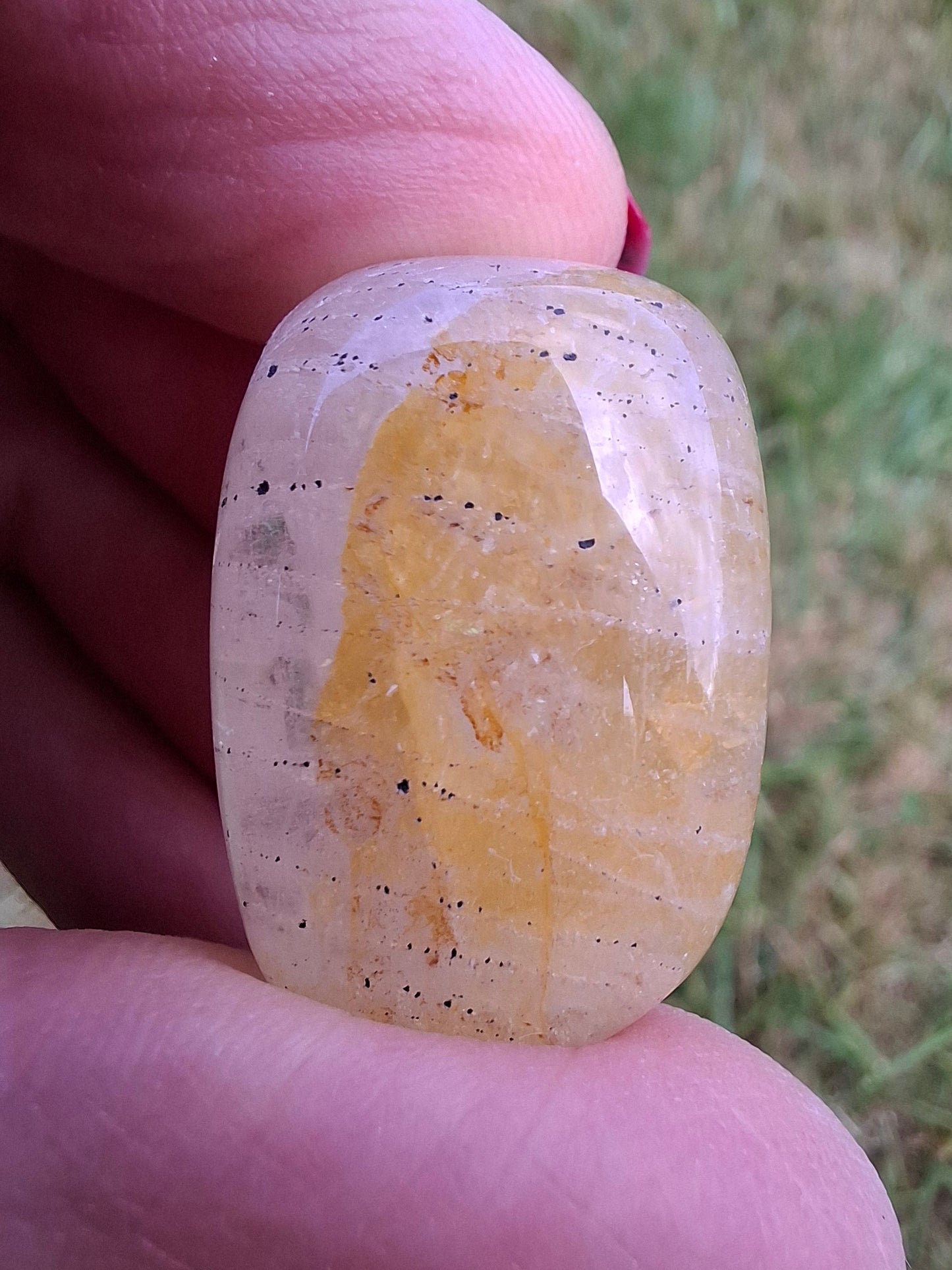 Golden Healer, Tumble Stone, Crystal (Ref: T188)