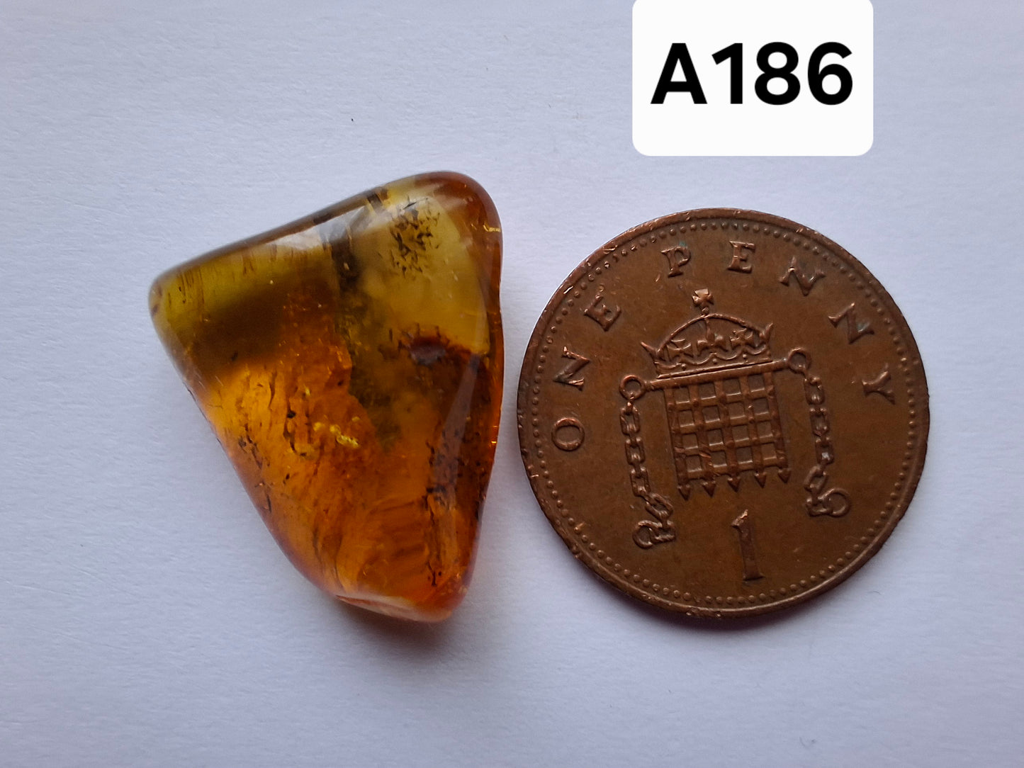 Baltic Amber, 1.61g, Fossil (Ref: A186)