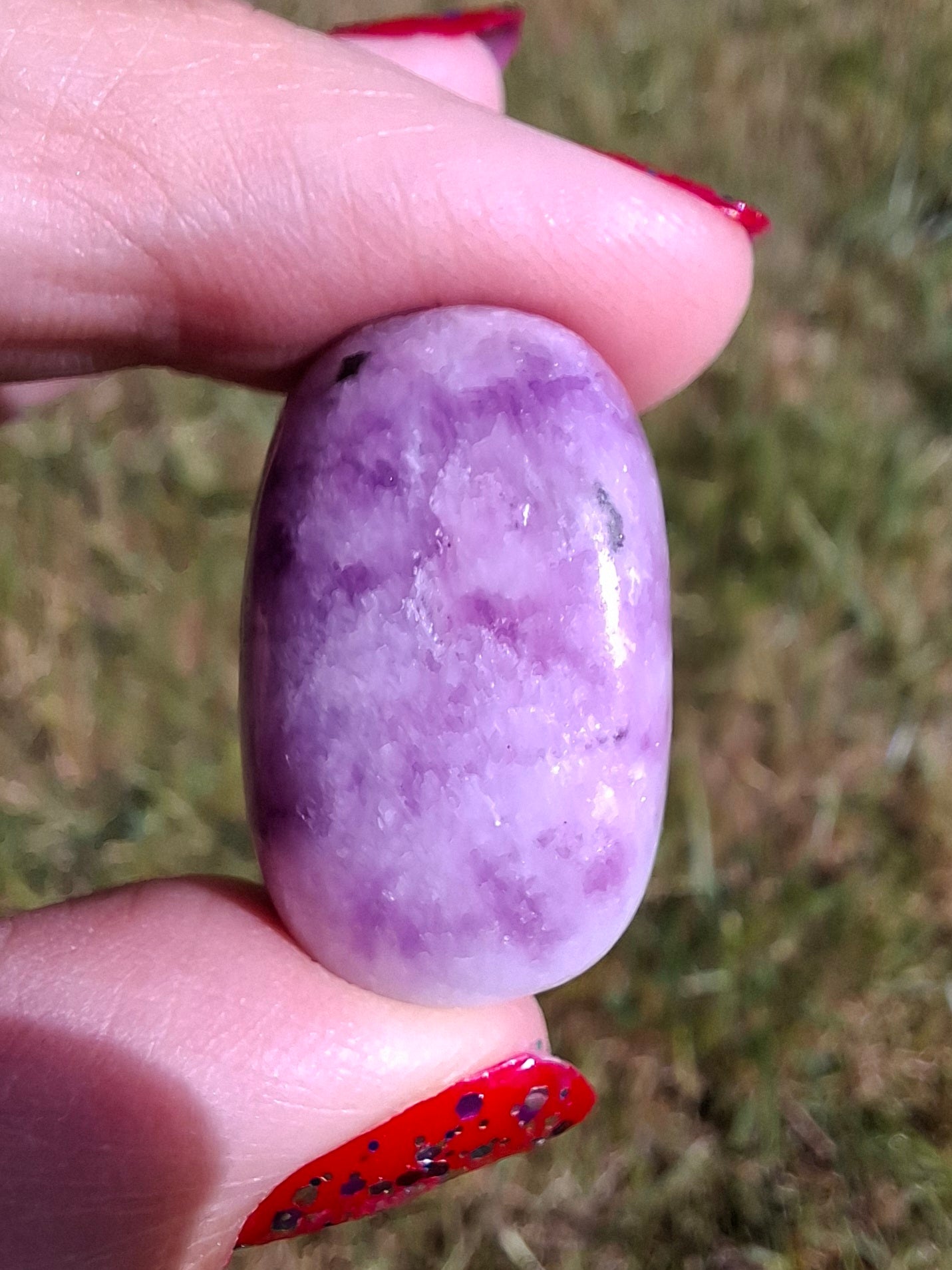 Lepidolite, Tumble Stone, Crystal (Ref: T113)