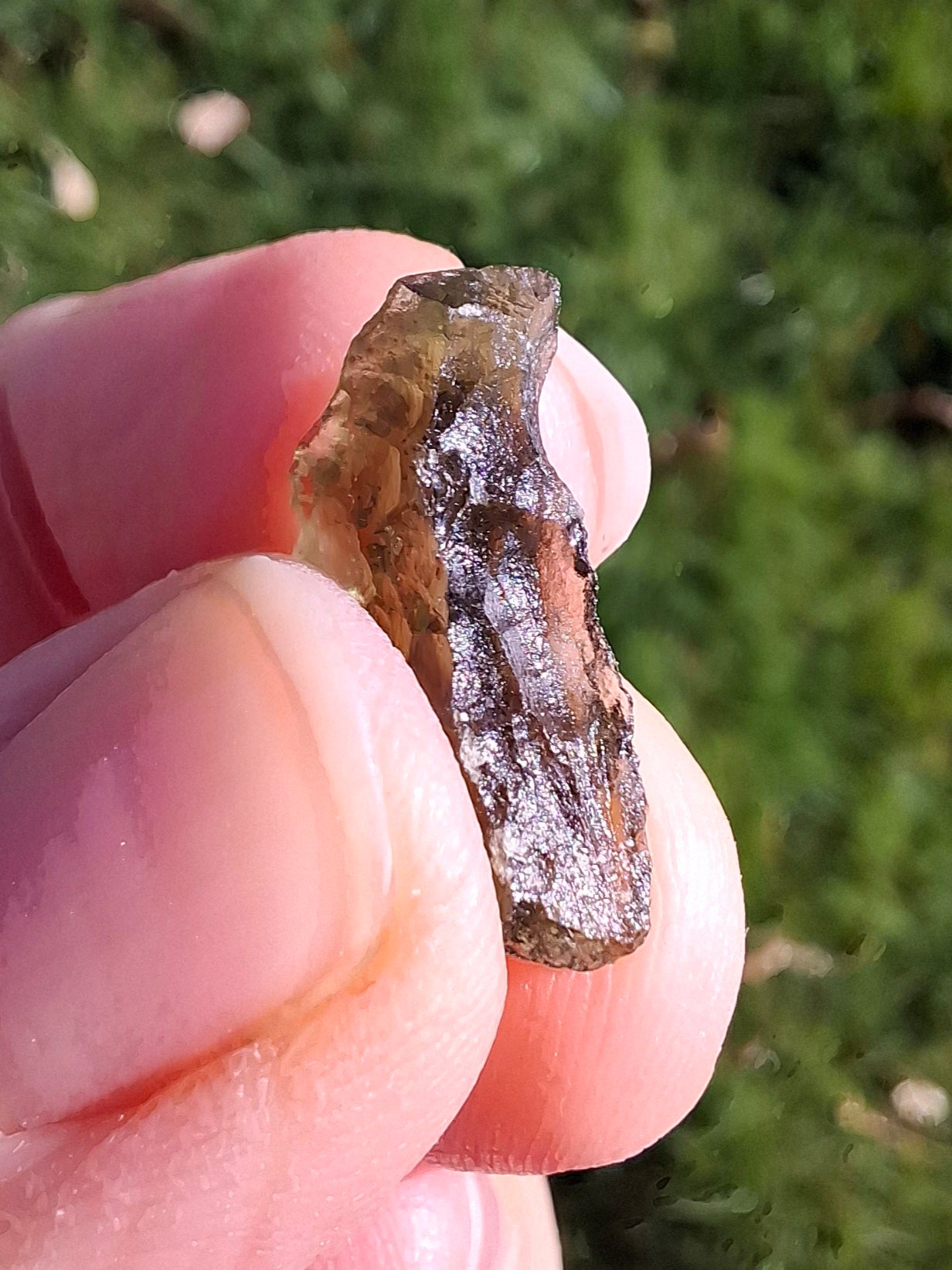 Moldavite Piece, 0.73g, Tektite (Ref: 1334)