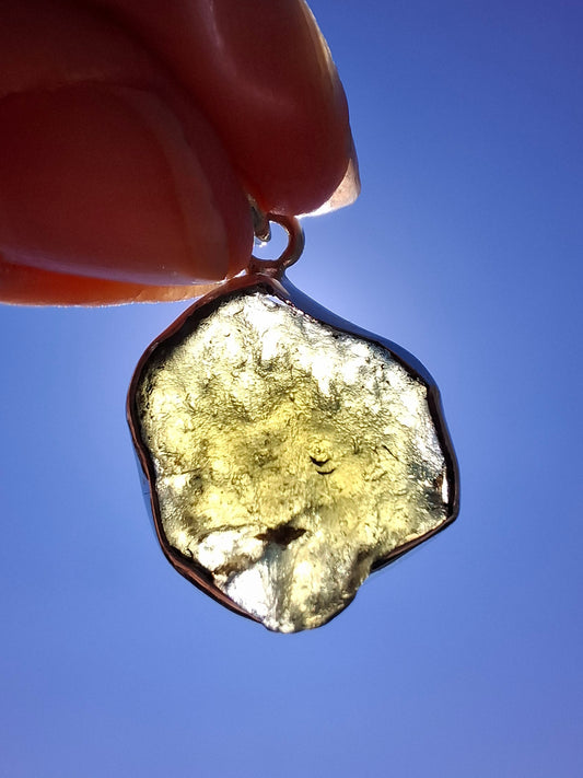 Moldavite Pendant, 925 Silver, Tektite (Ref: P436)