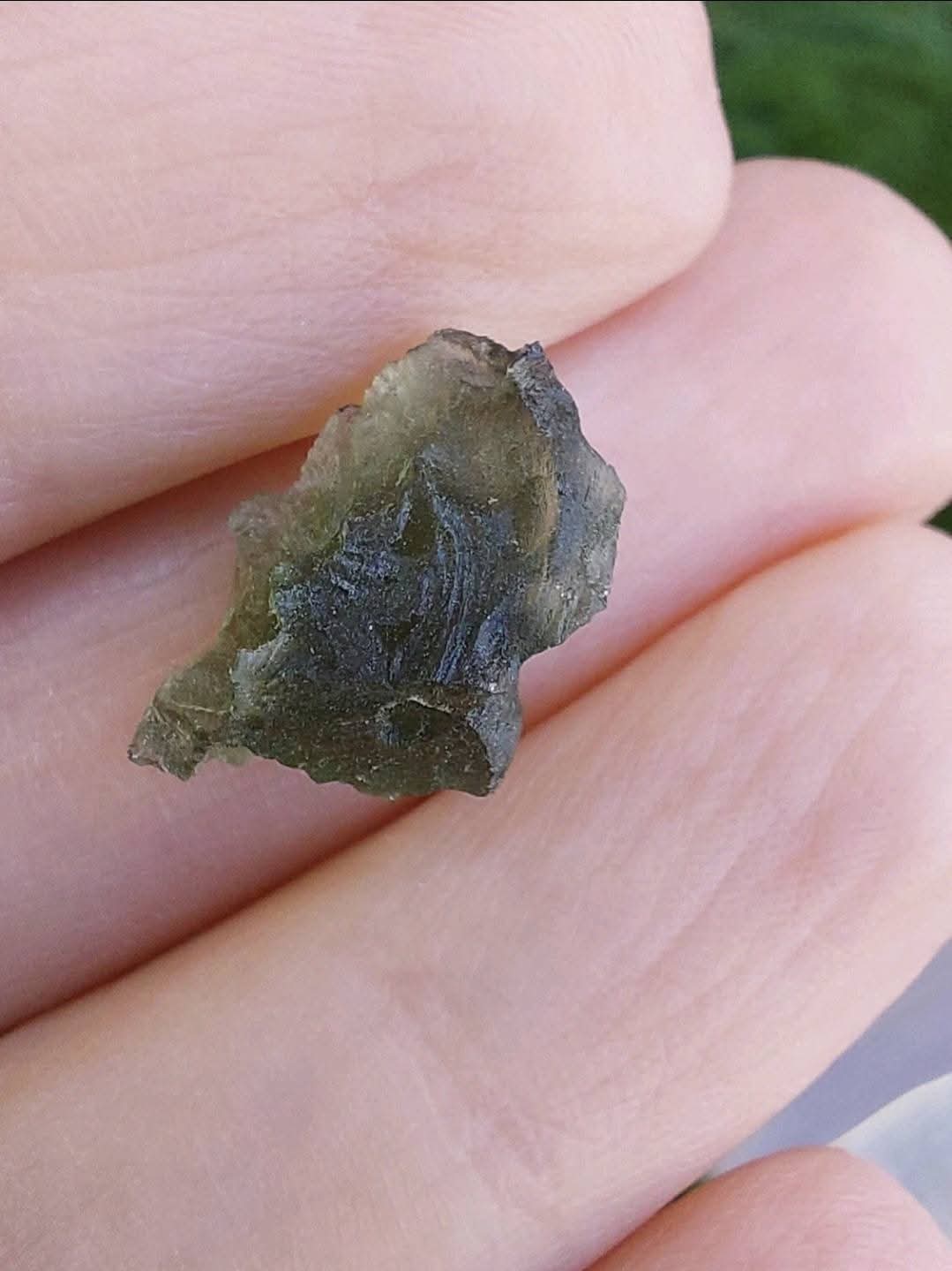 Moldavite Piece, 0.99g, Tektite (Ref: 866)