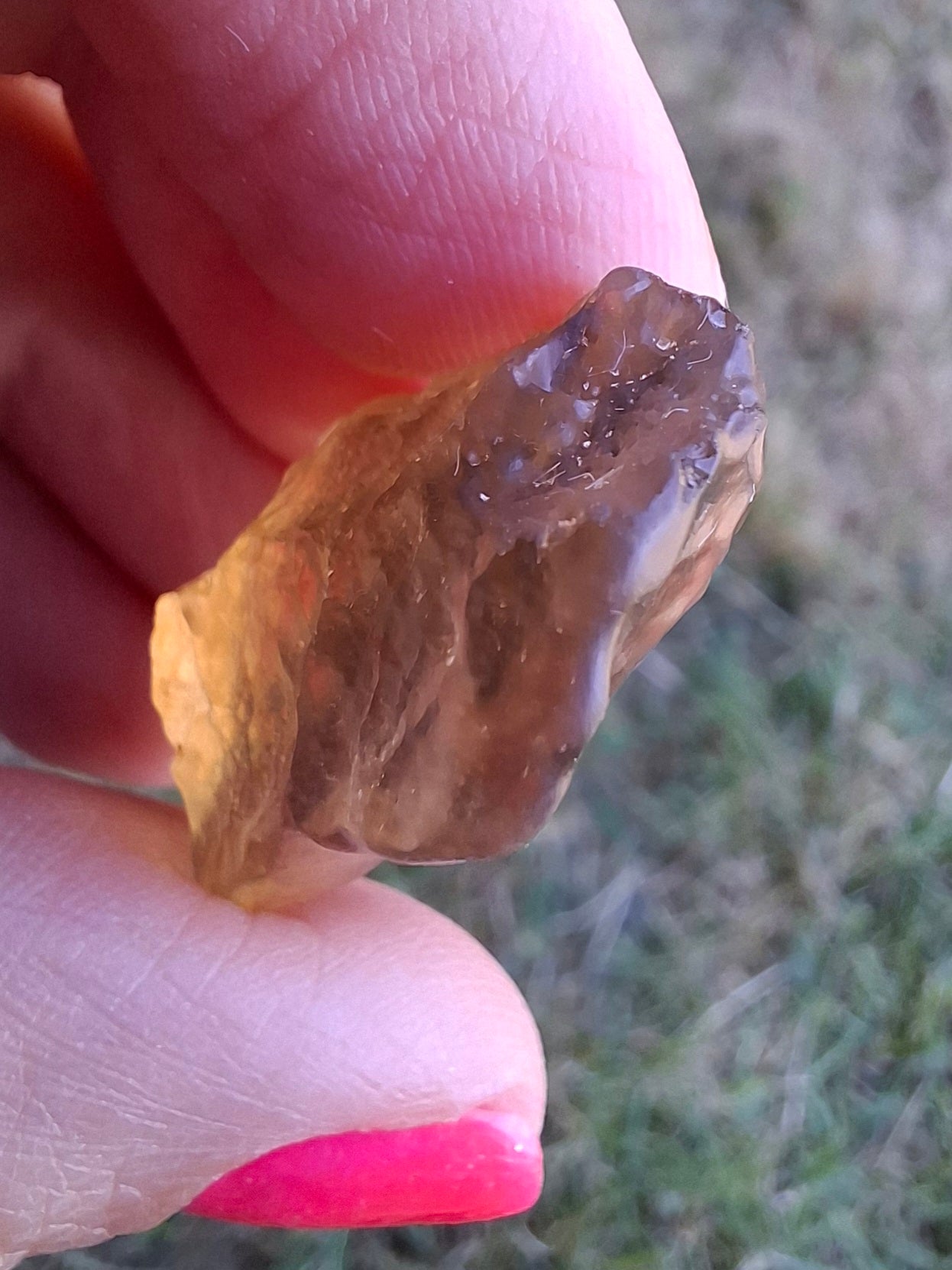 Libyan Desert Glass (darker) Piece, 8.76g, Tektite (Ref: L1367)