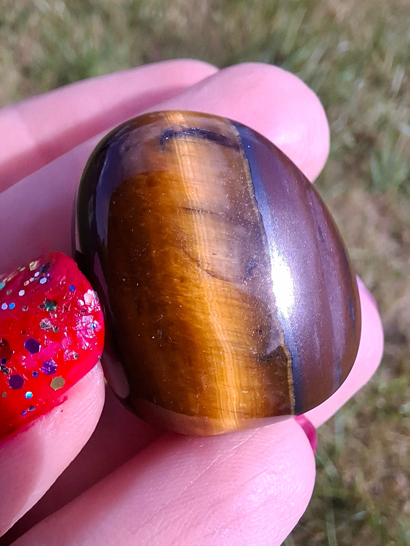 Tigers Eye, Tumble Stone, Crystal (Ref: T135)