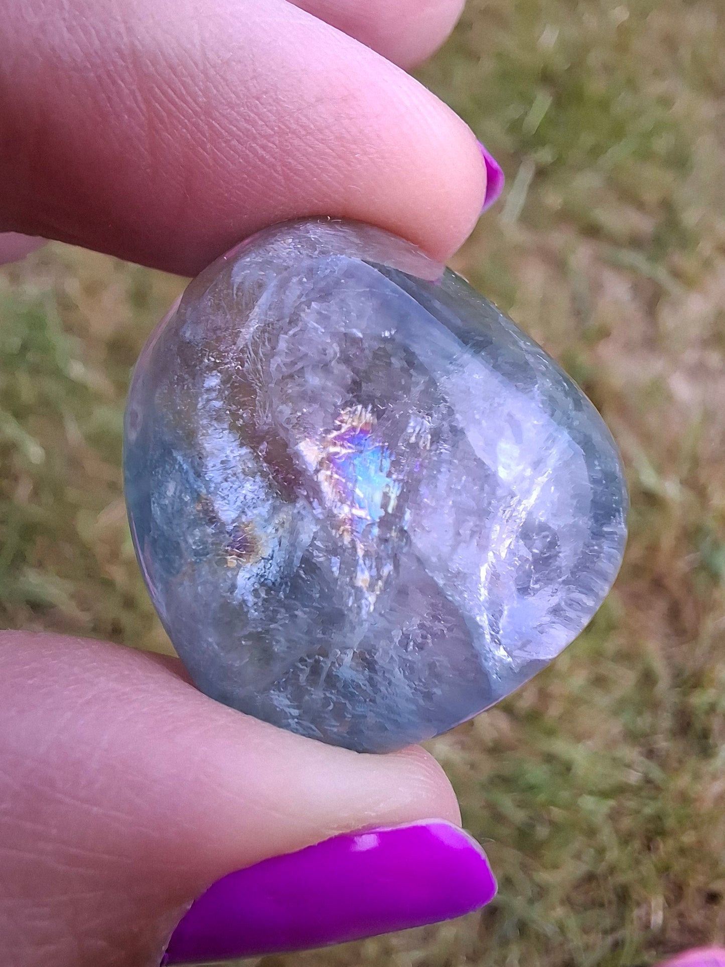 Fluorite, Tumble Stone, Crystal 🌈 (Ref: T49)