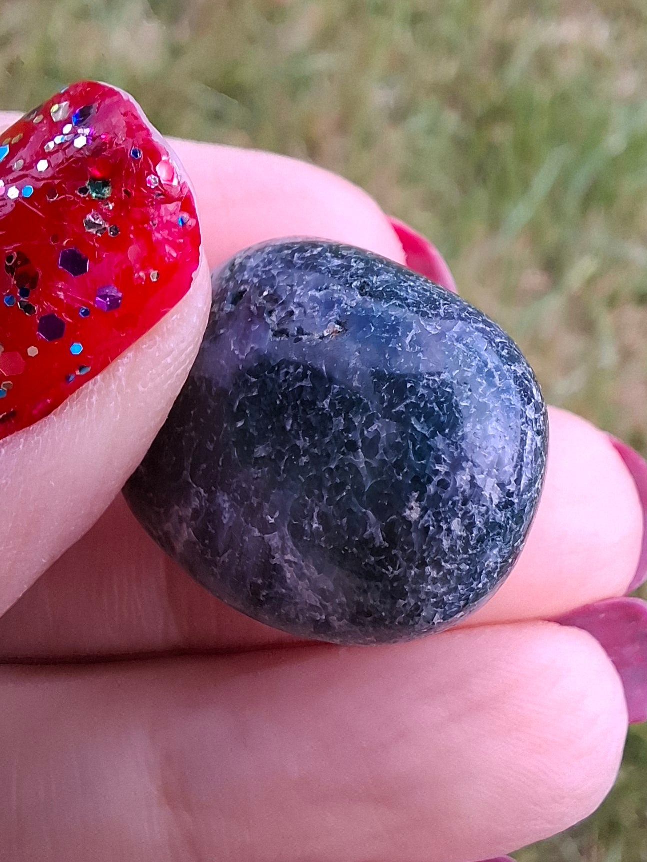 Green Moss Agate, Tumble Stone, Crystal (Ref: T171)