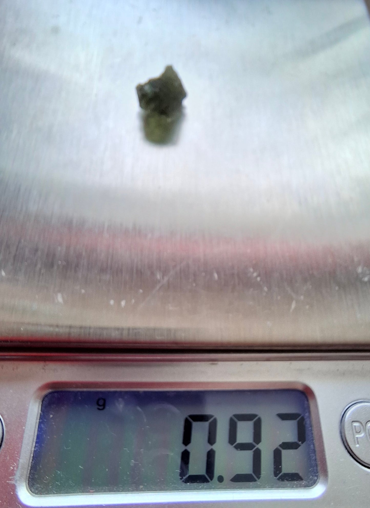 Moldavite Piece, 0.92g, Tektite (Ref: 1418)