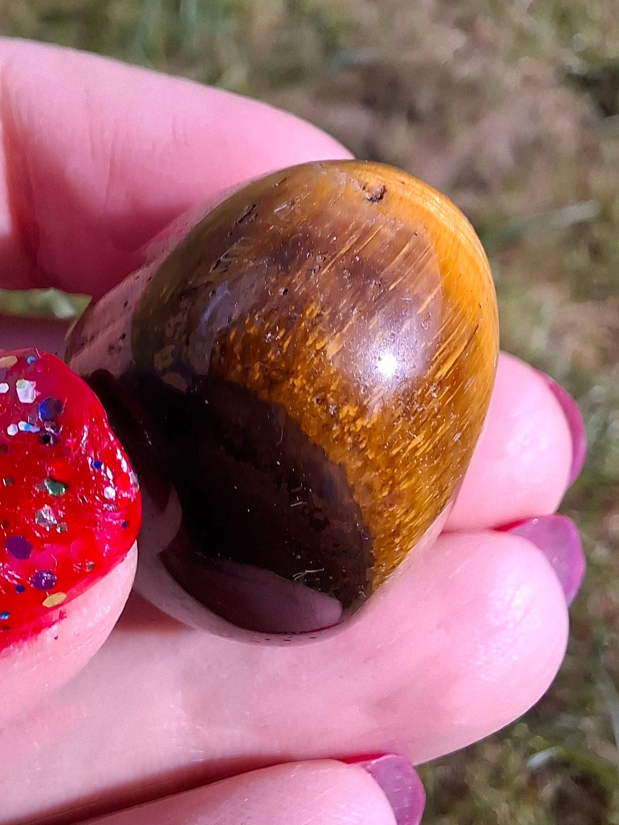 Tigers Eye, Tumble Stone, Crystal (Ref: T128)