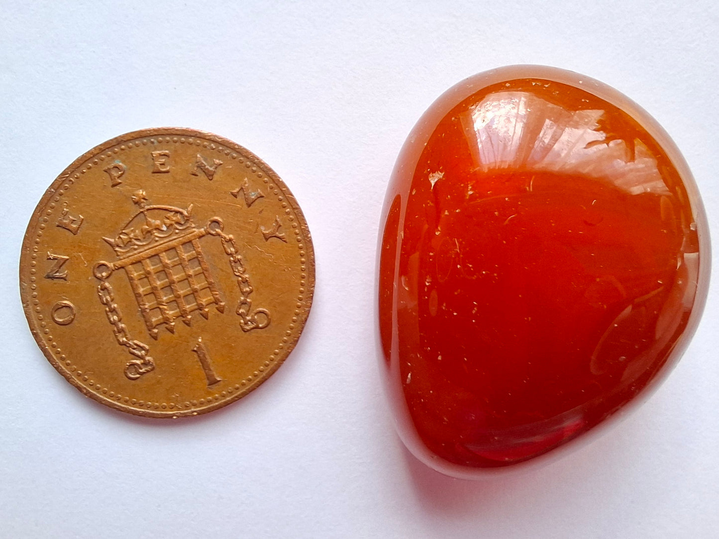 Carnelian, Tumble Stone, Crystal (Ref: T67)