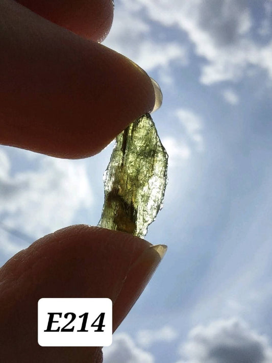 Moldavite Piece, 0.70g, Tektite (Ref: E214)
